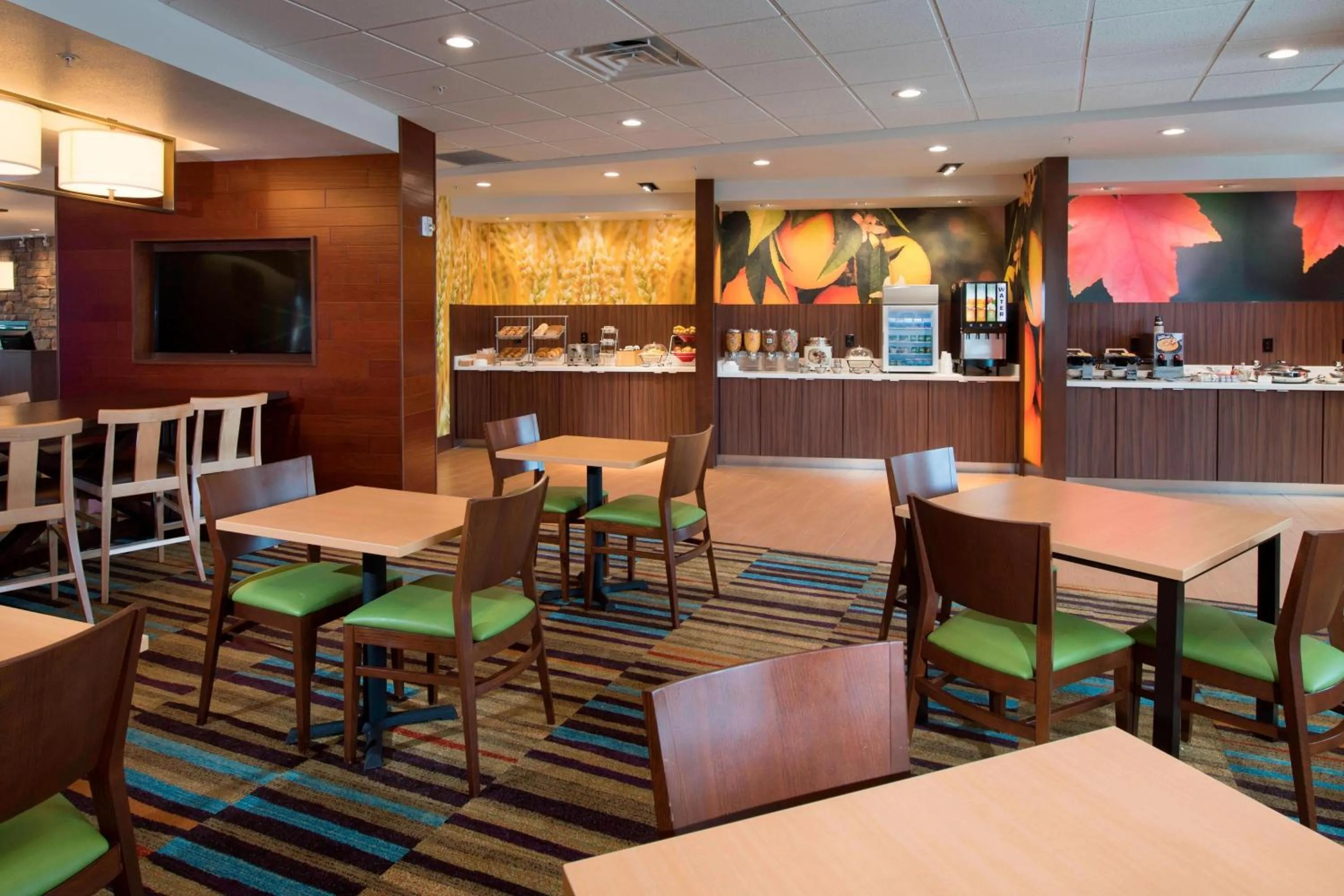 Breakfast in Fairfield Inn & Suites by Marriott Scottsbluff