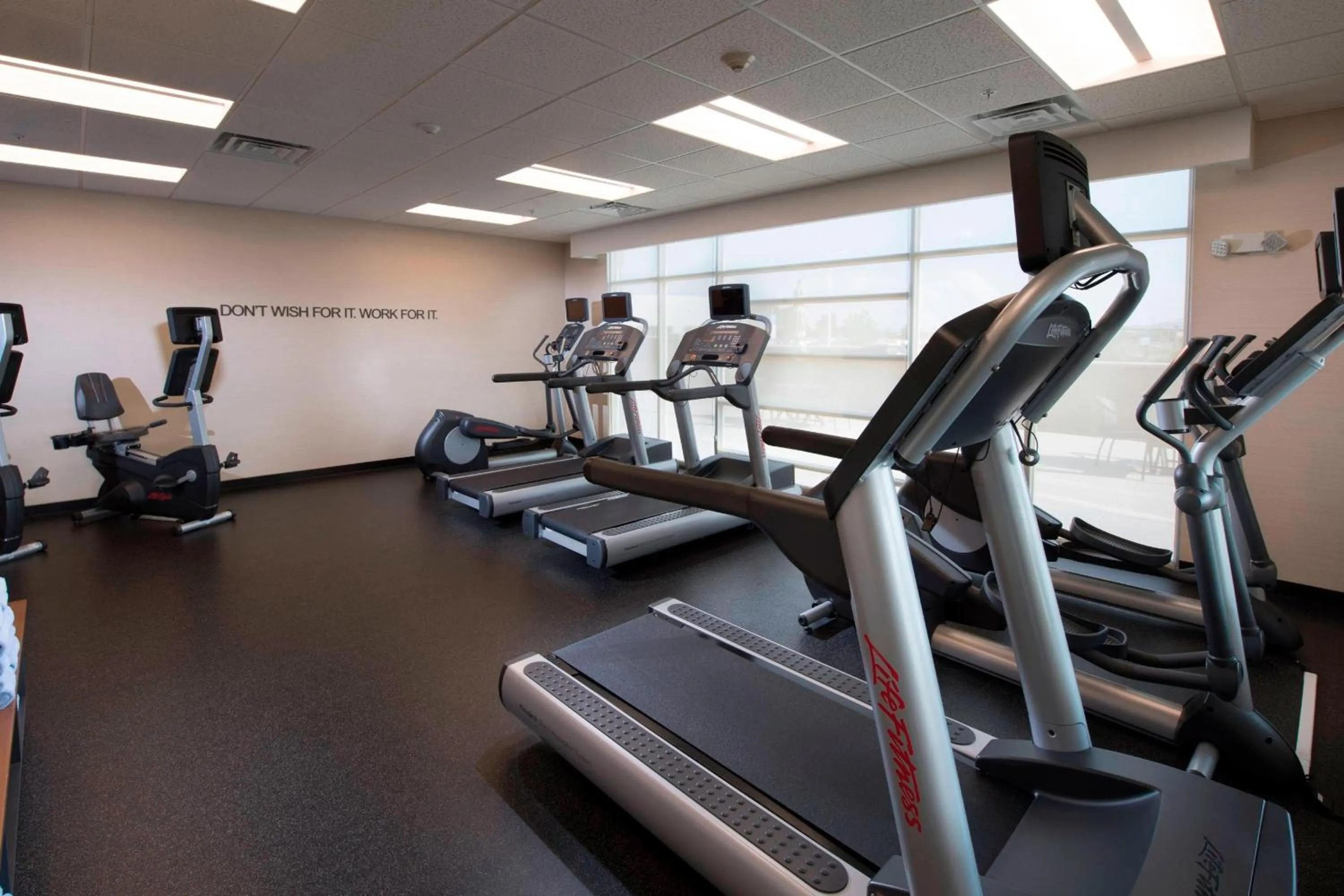 Fitness centre/facilities in Fairfield Inn & Suites by Marriott Scottsbluff
