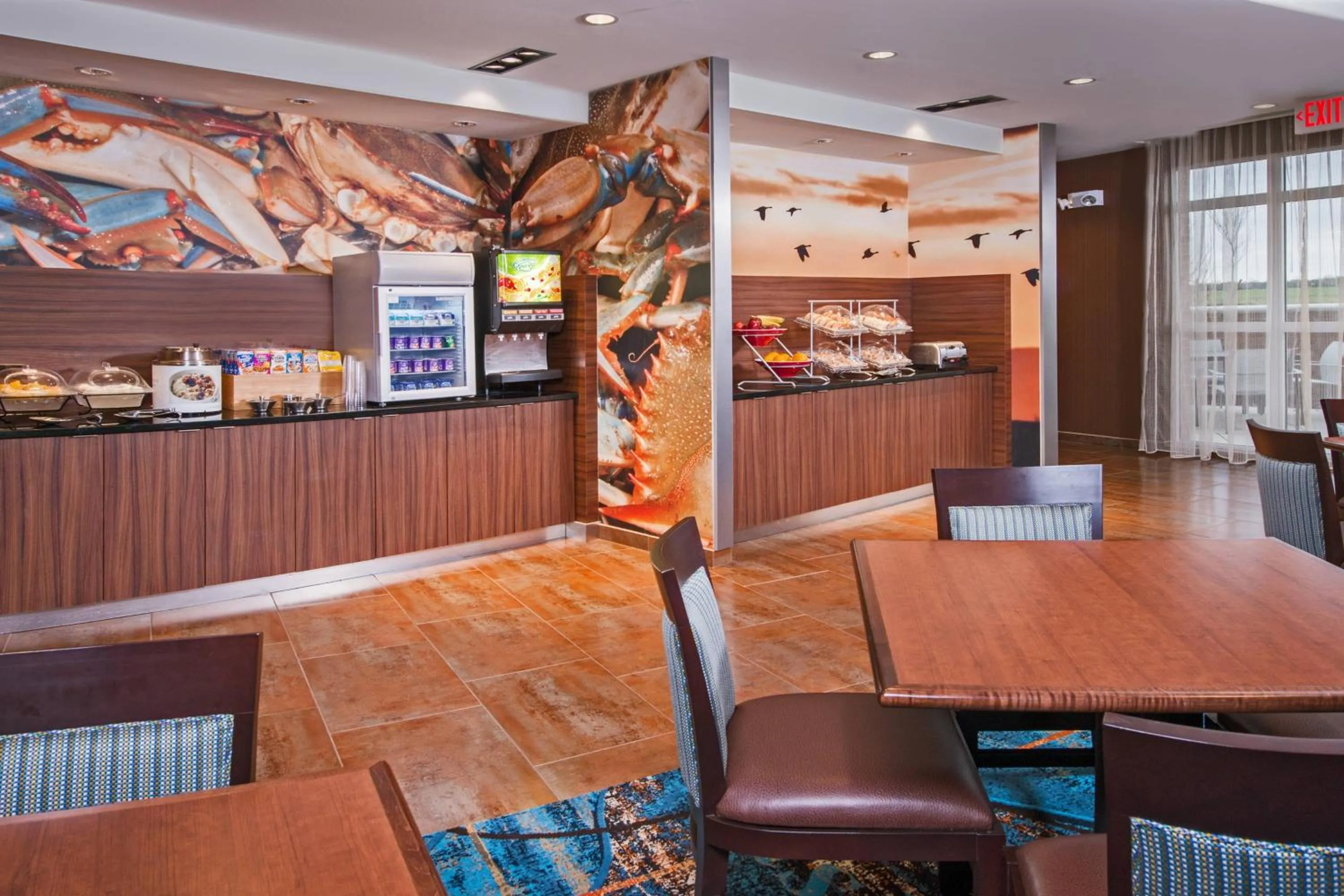 Breakfast in Fairfield Inn & Suites by Marriott Easton