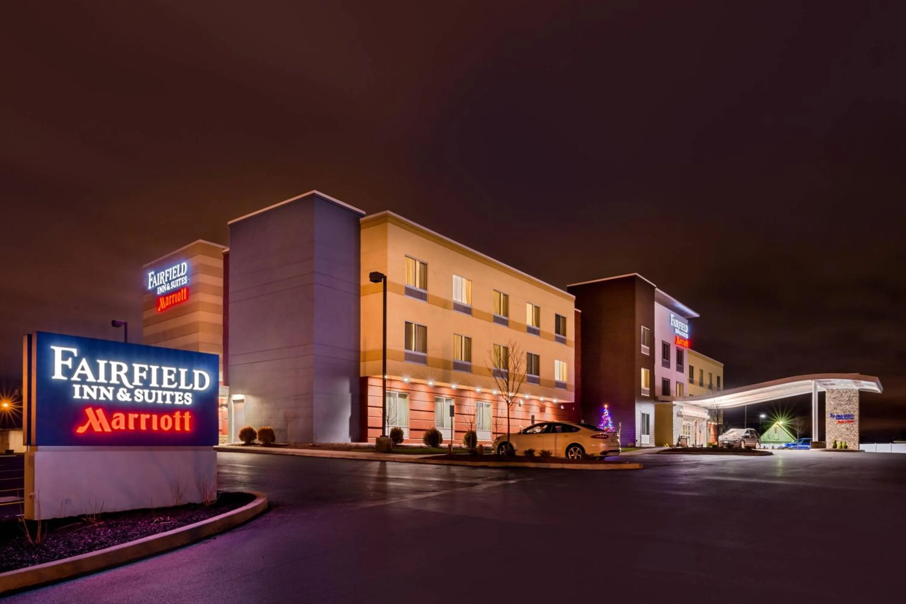 Property building in Fairfield Inn & Suites by Marriott Utica