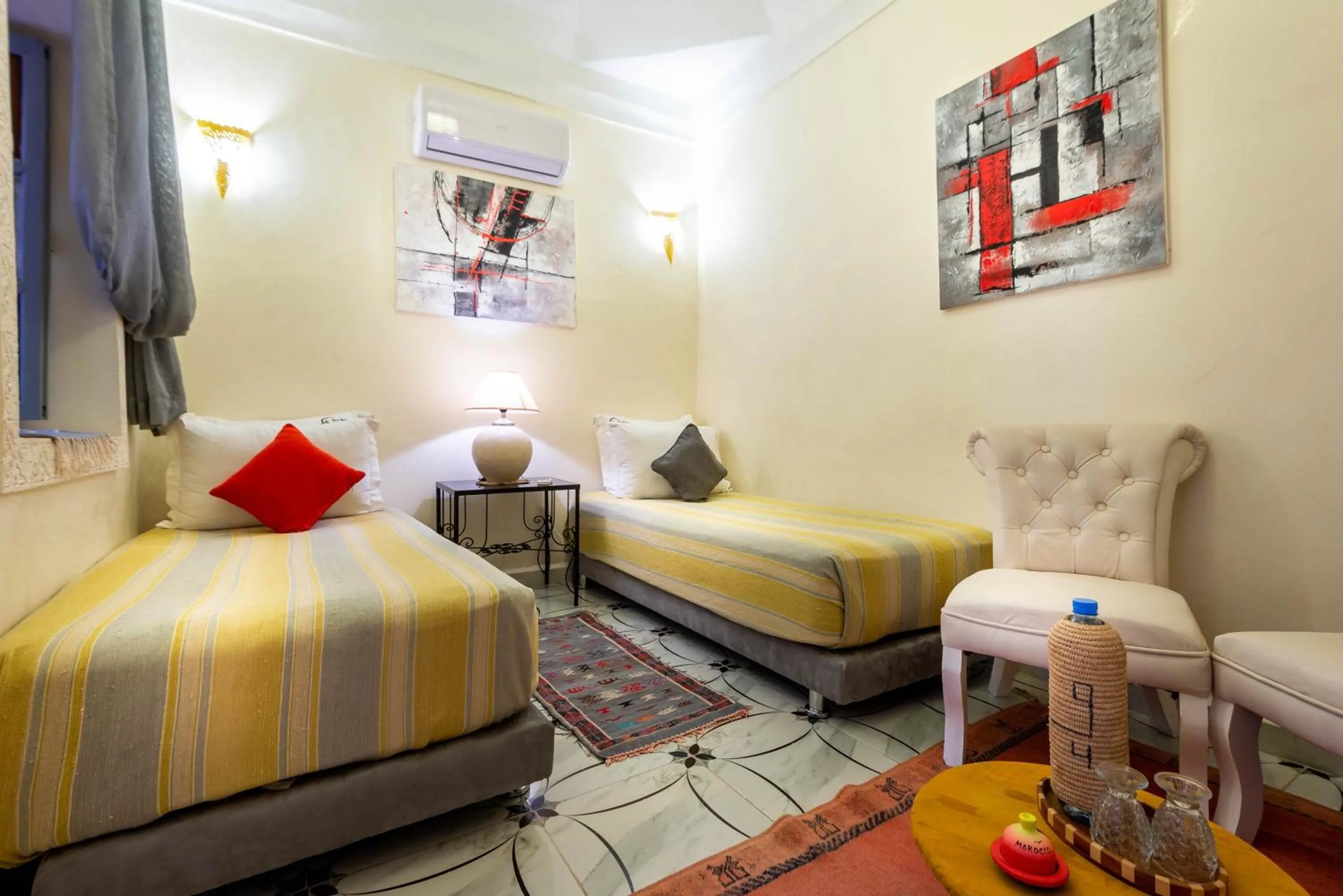 Photo of the whole room in Riad Belko