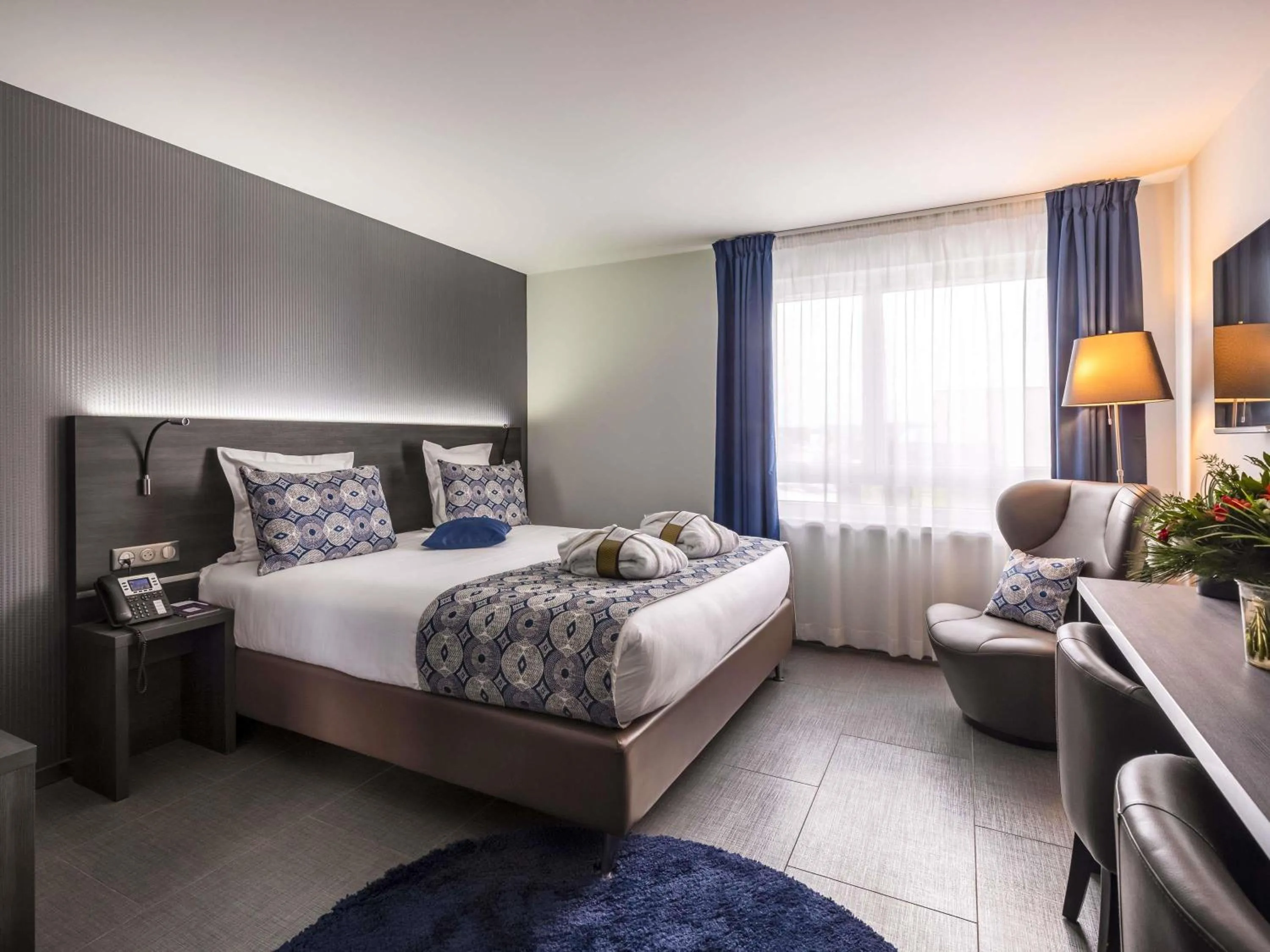 Bedroom, Bed in Mercure Bale Mulhouse Aeroport