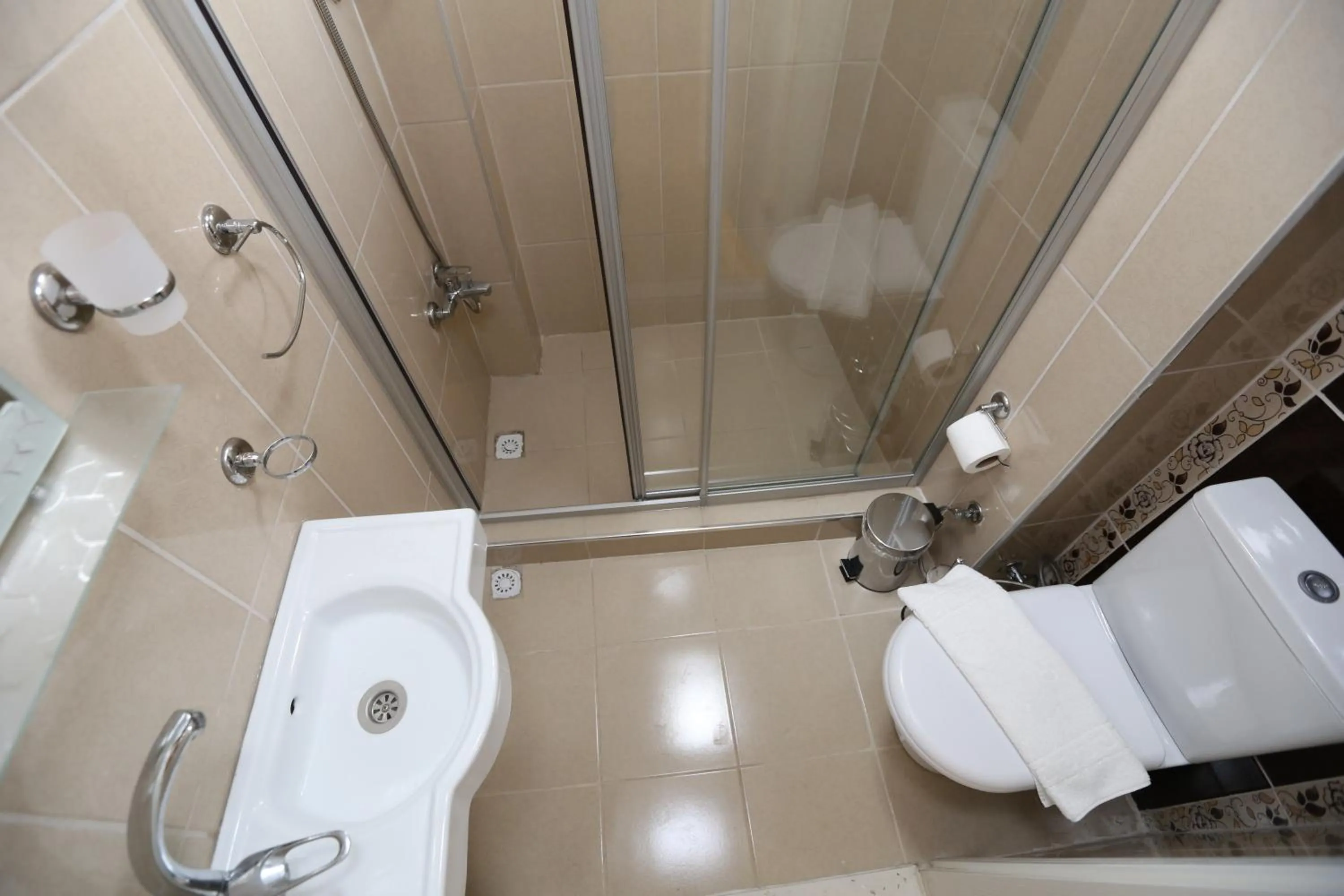 Shower in My Holiday Time Hotel