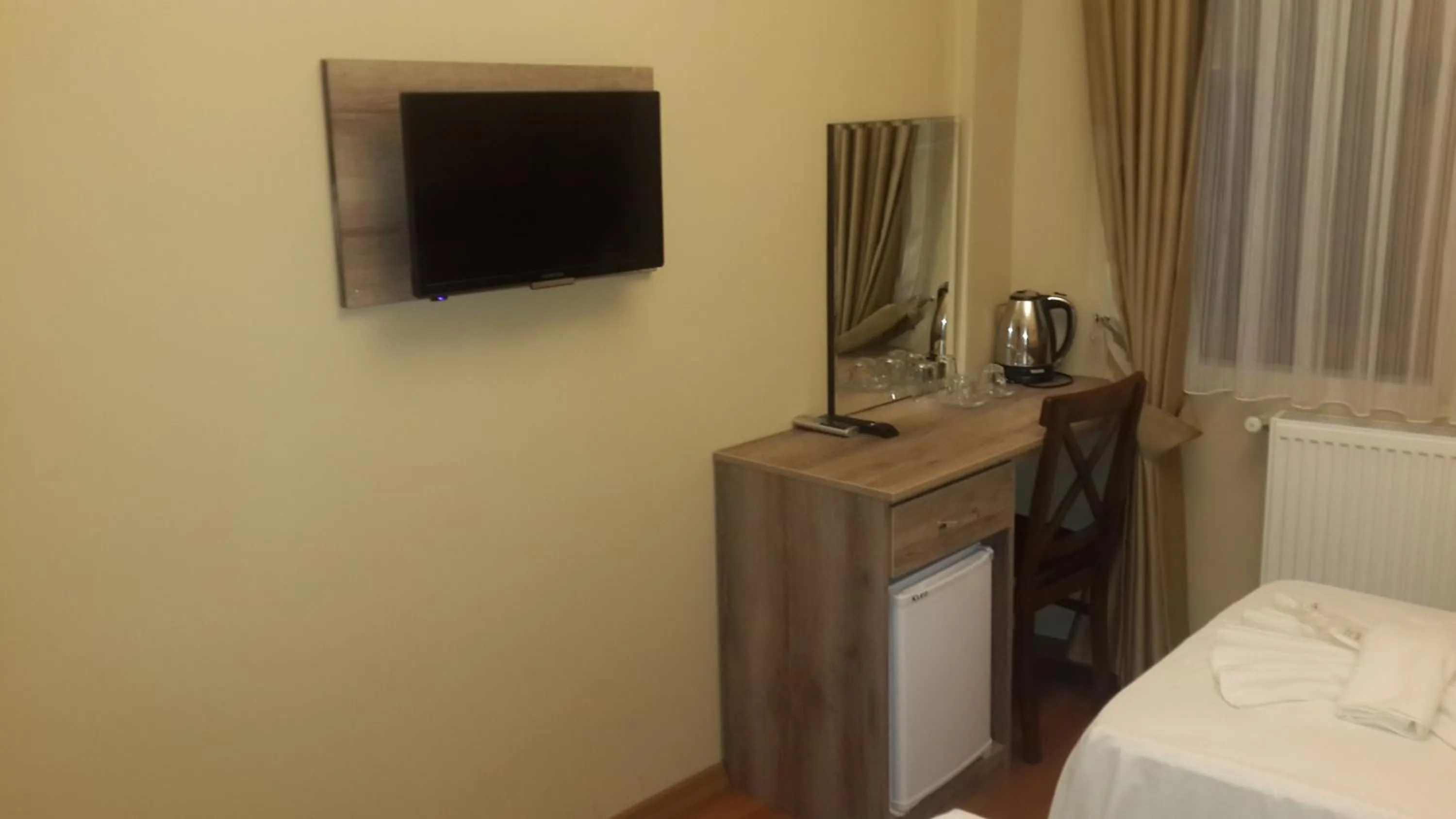 TV and multimedia, Bed in My Holiday Time Hotel