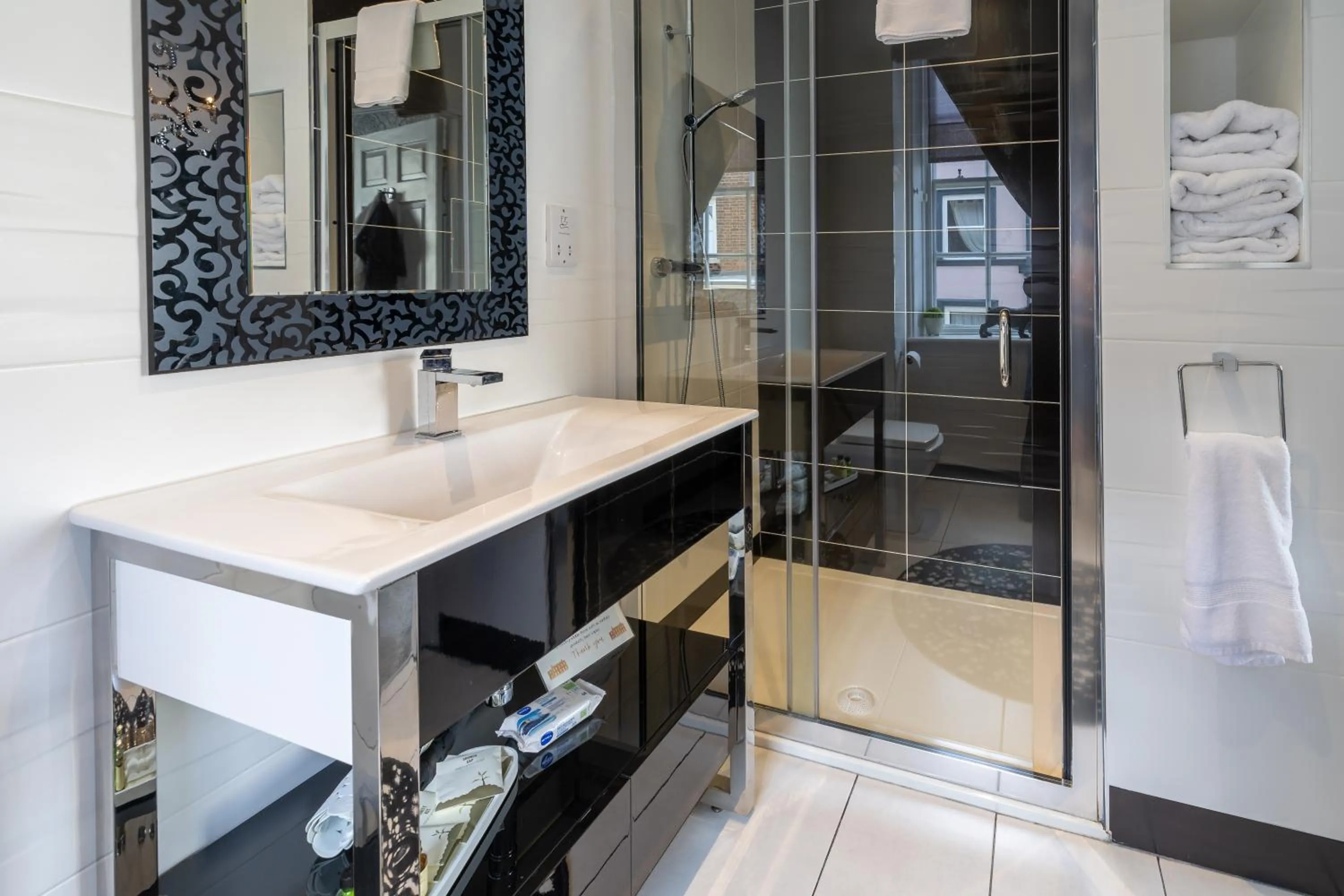 Bathroom in Highgate House
