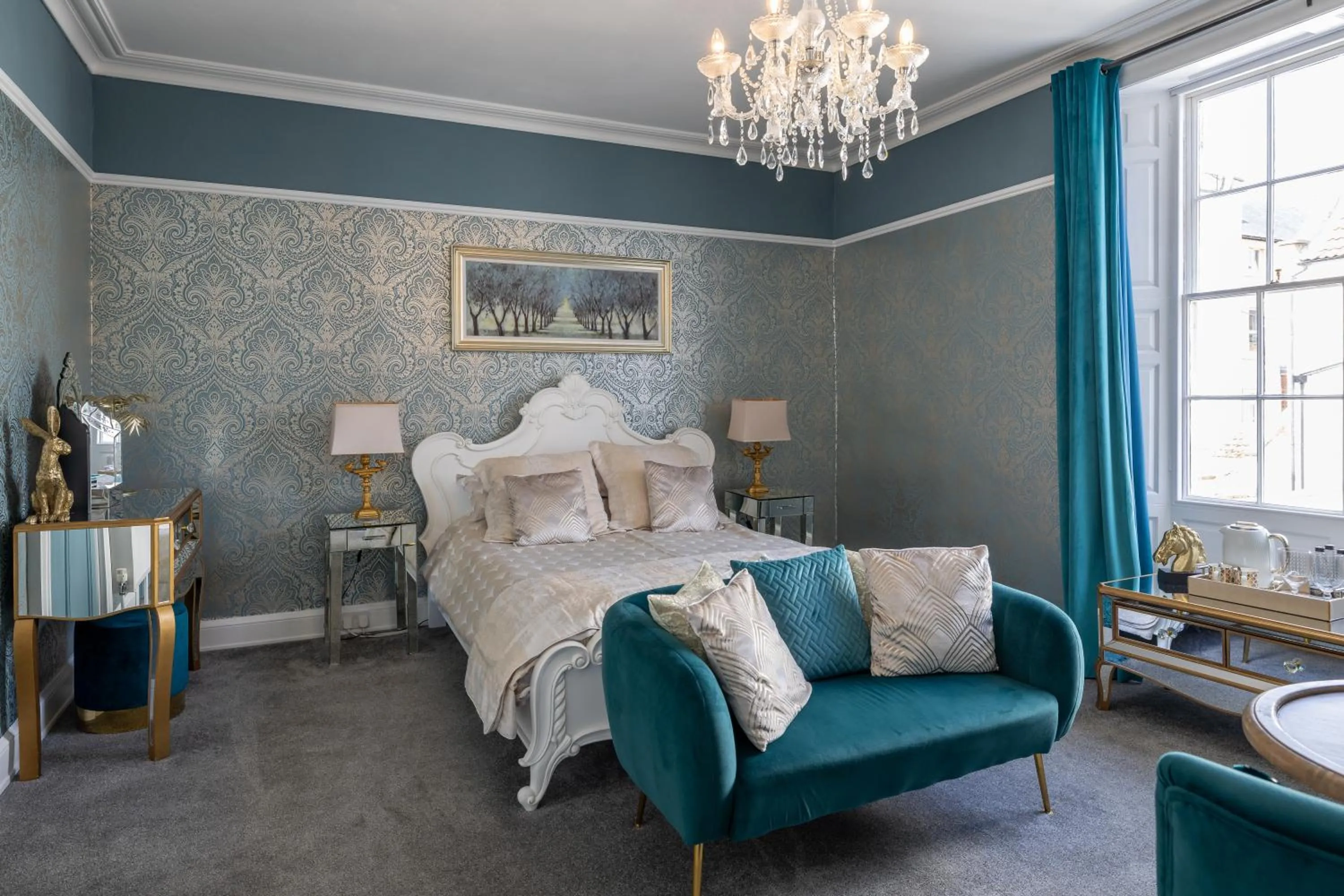 Bedroom, Bed in Highgate House