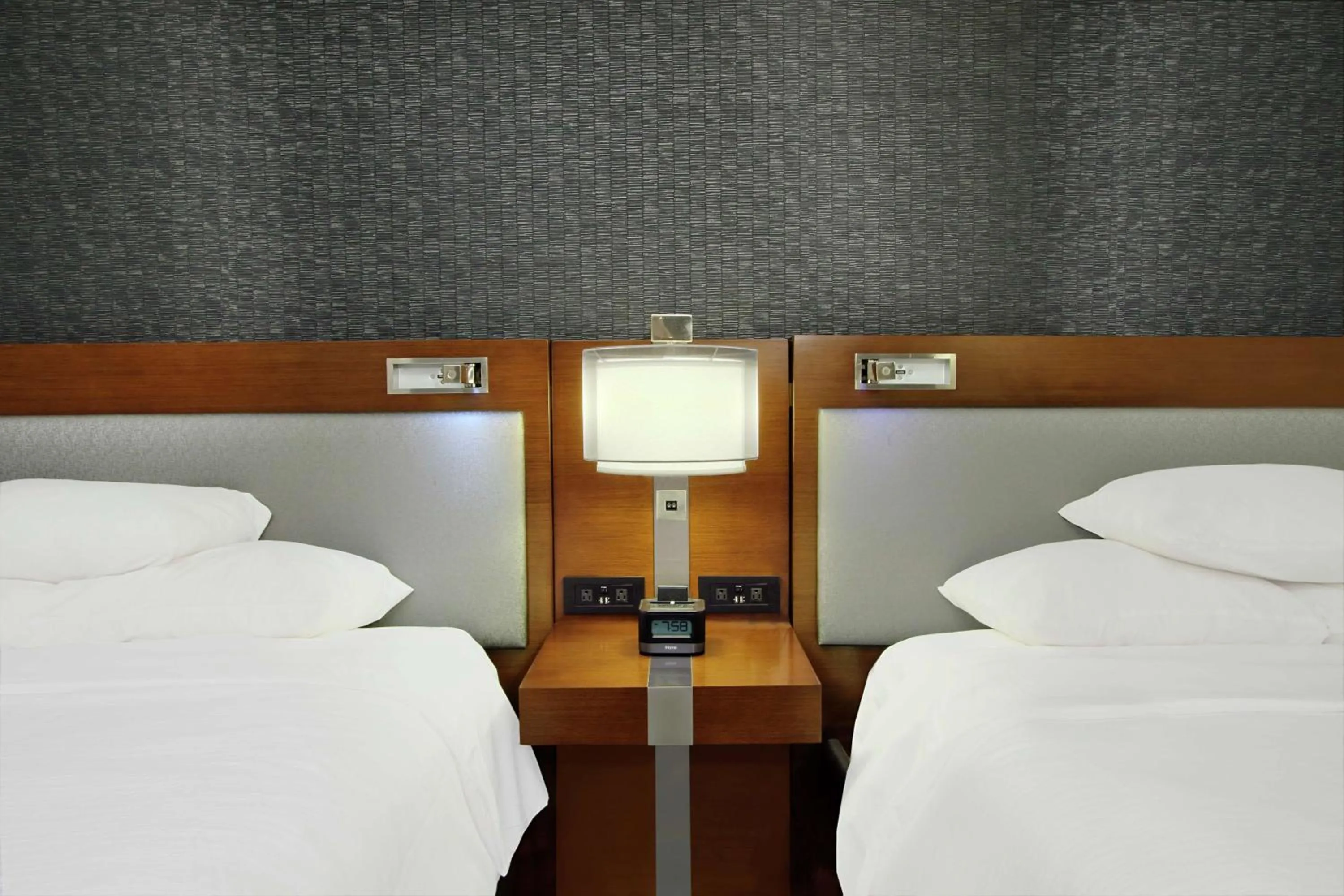 Bed in Embassy Suites Pittsburgh-Downtown