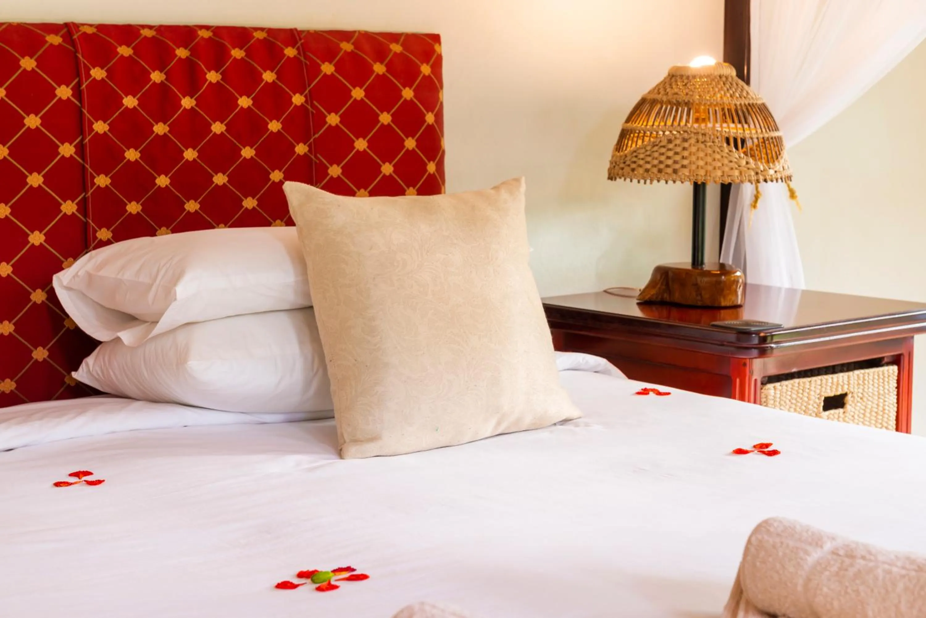 Bed in Leopard Walk Lodge