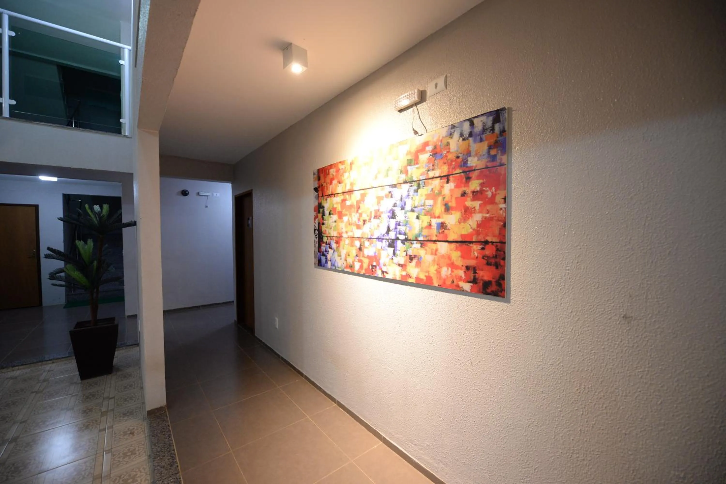 Communal lounge/ TV room in Hotel Leon