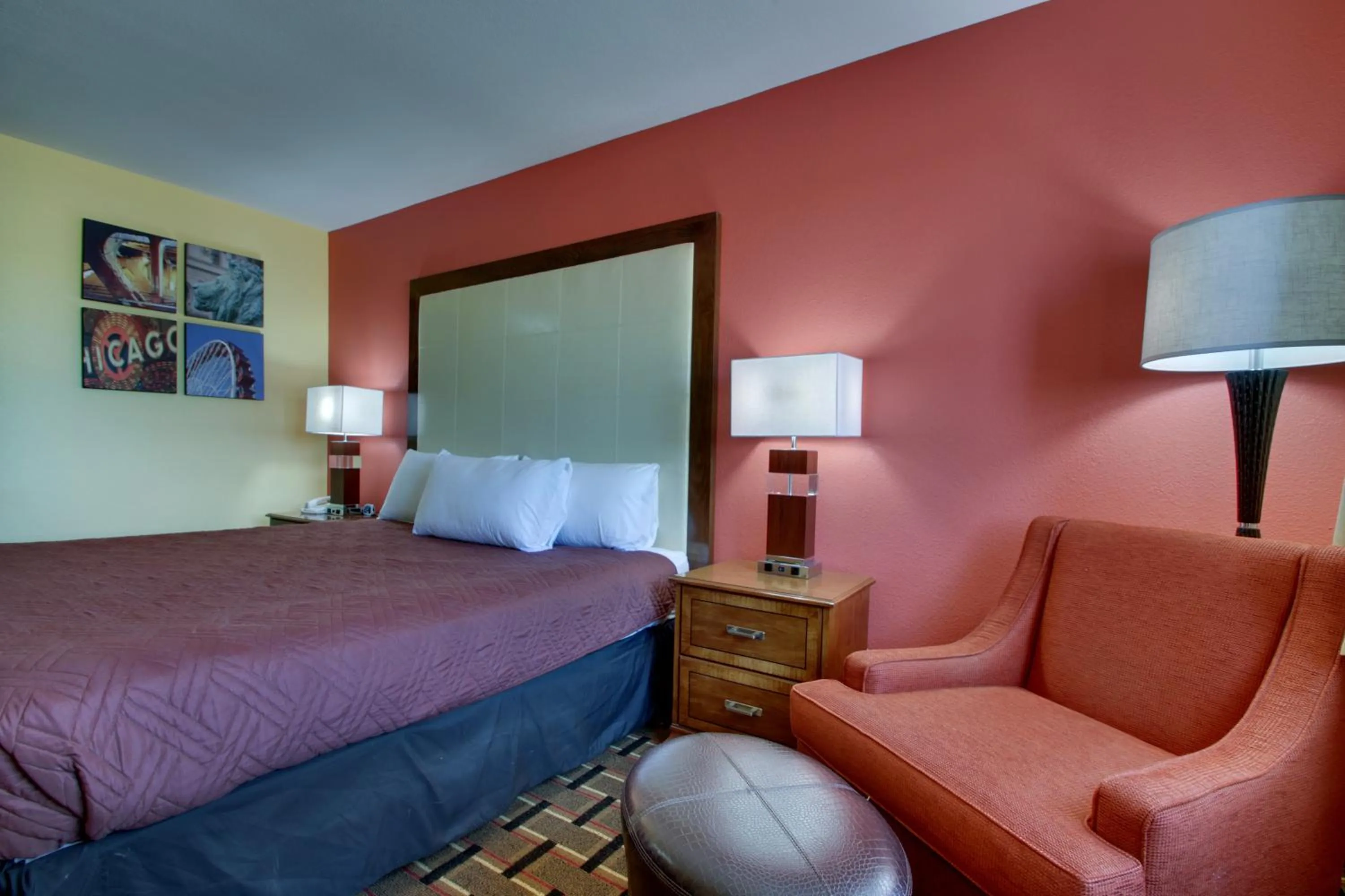 Bedroom, Bed in Heritage Grand Inn