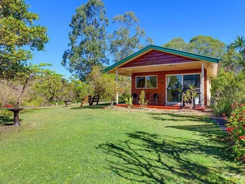 Facade/entrance in Amamoor Homestead and Country Cottages