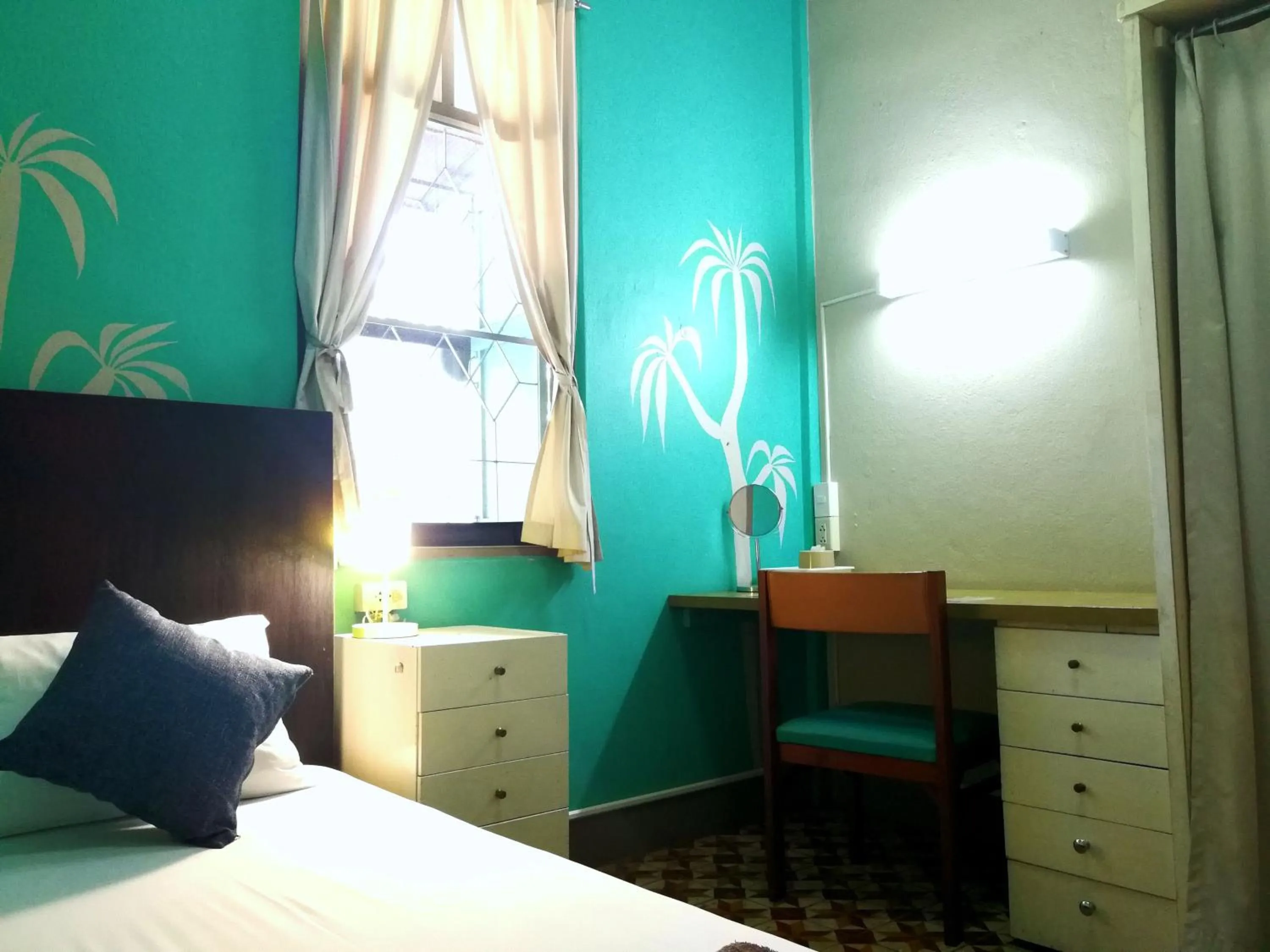 Decorative detail, Bed in 60 Blue House