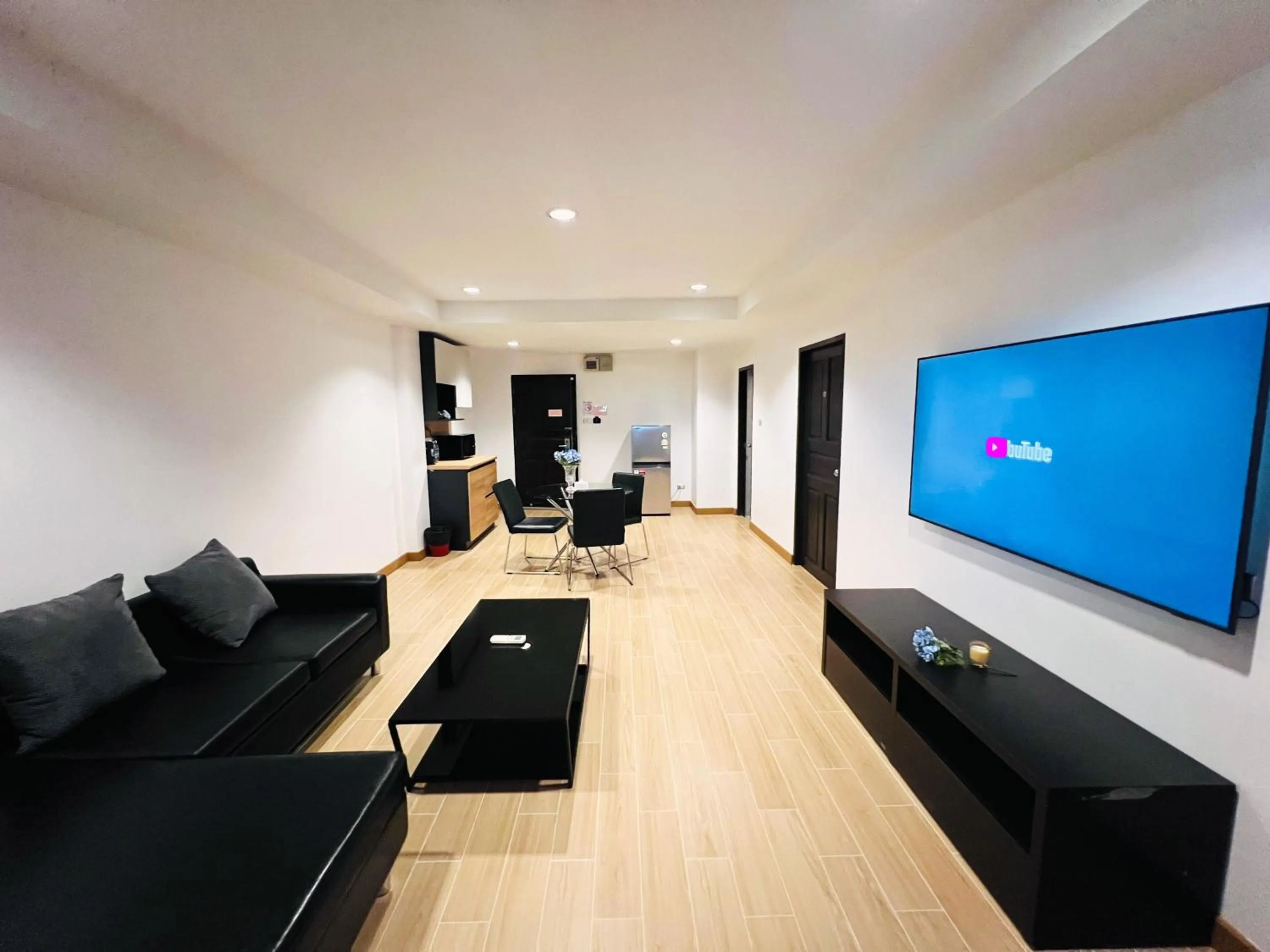 Living room in 14 Place