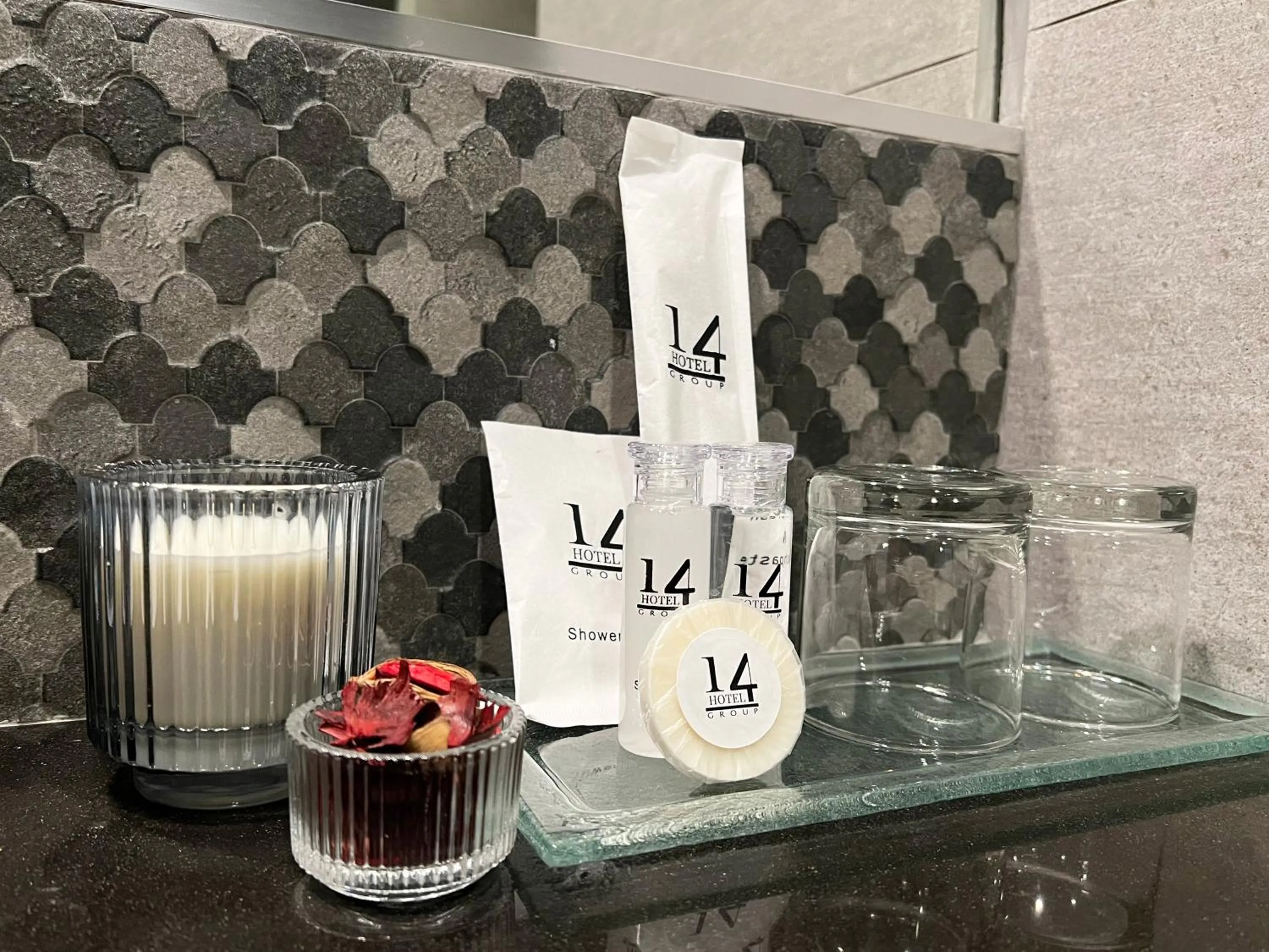 Bathroom in 14 Place