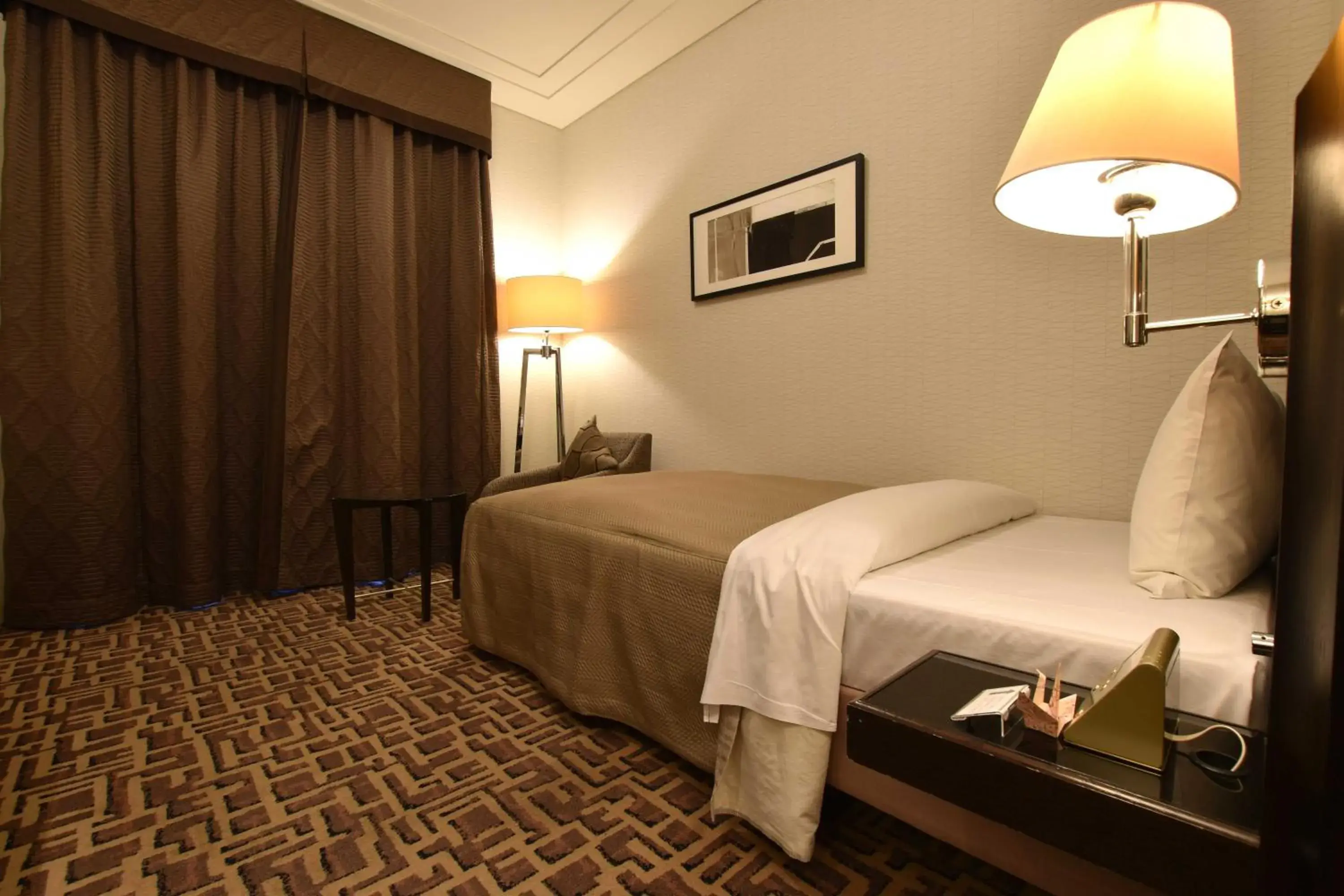 Standard Single Room - single occupancy in Okura Chiba Hotel Standard Single Room - single occupancy in Okura Chiba Hotel