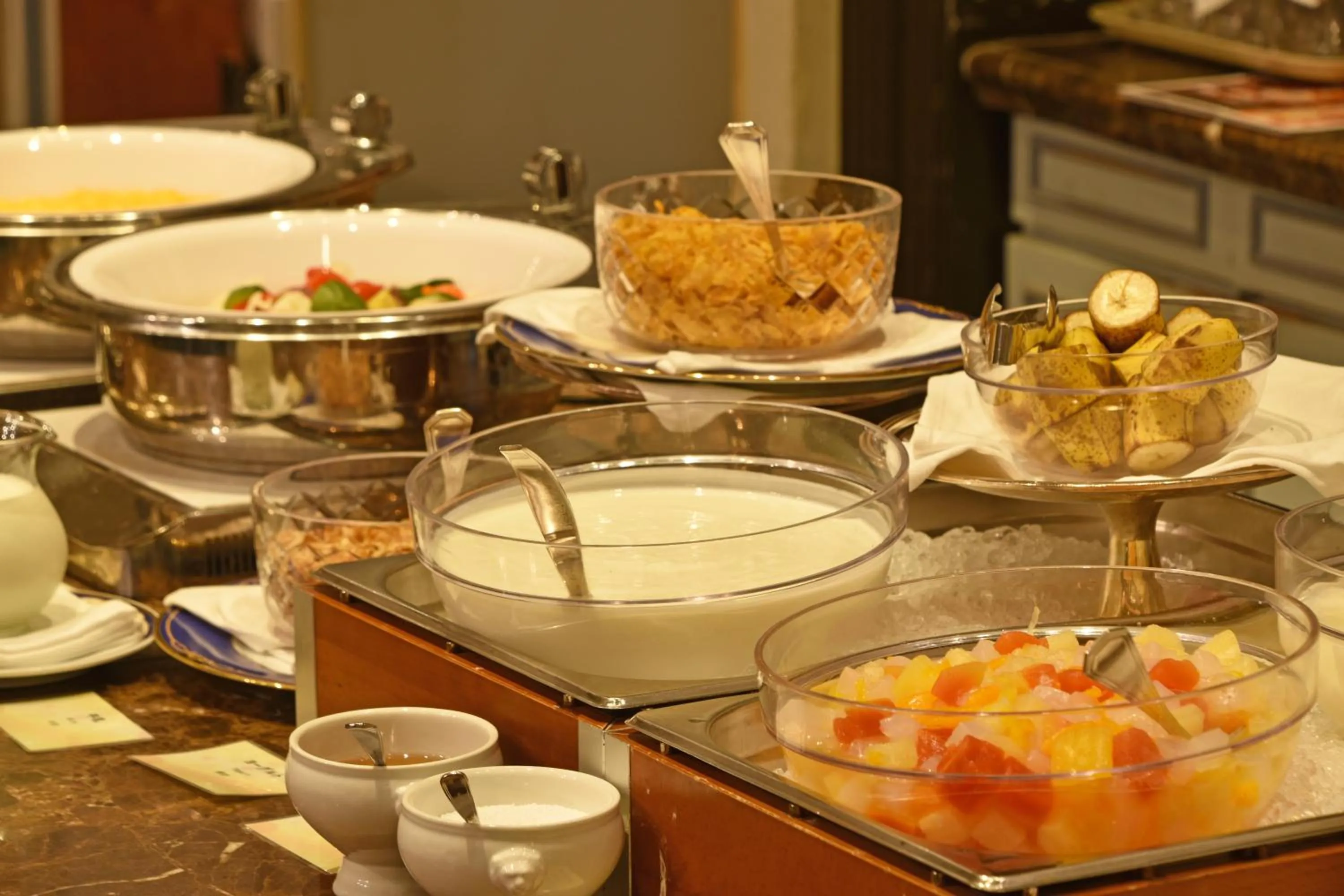 Buffet breakfast in Okura Chiba Hotel