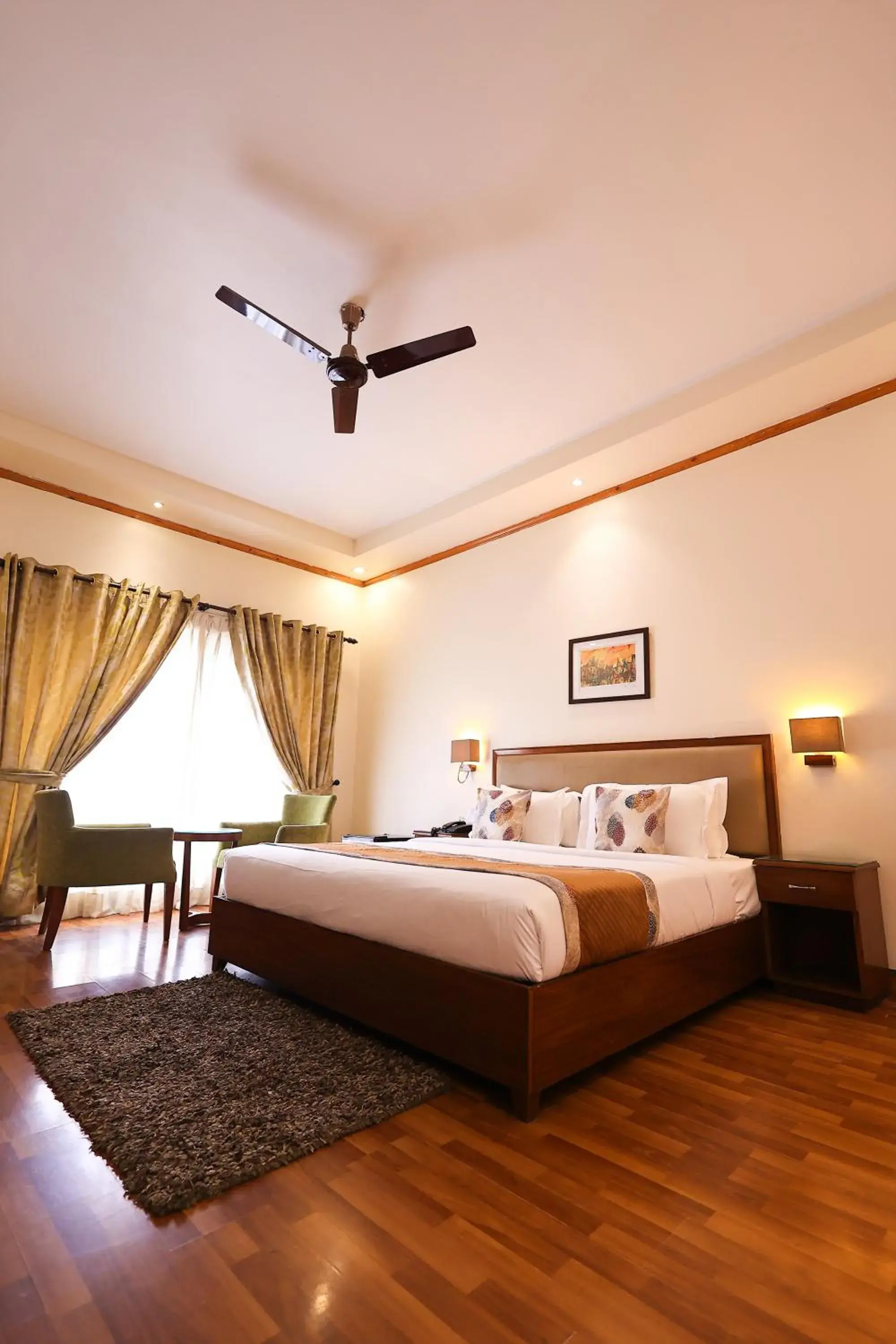 King Room with Balcony in Foxoso Misty Oaks - Hotel & Resort King Room with Balcony in Foxoso Misty Oaks - Hotel & Resort