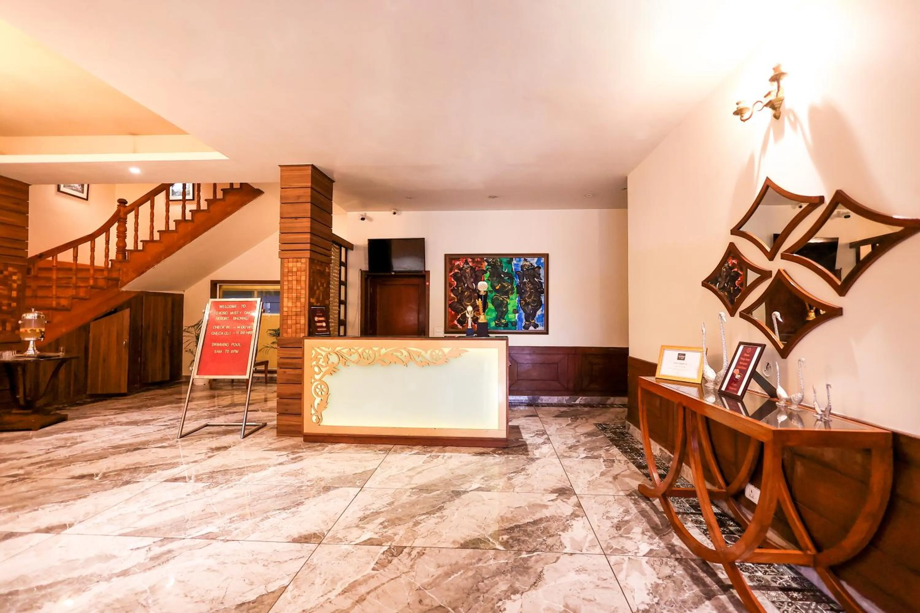 Seating area in Foxoso Misty Oaks - Hotel & Resort