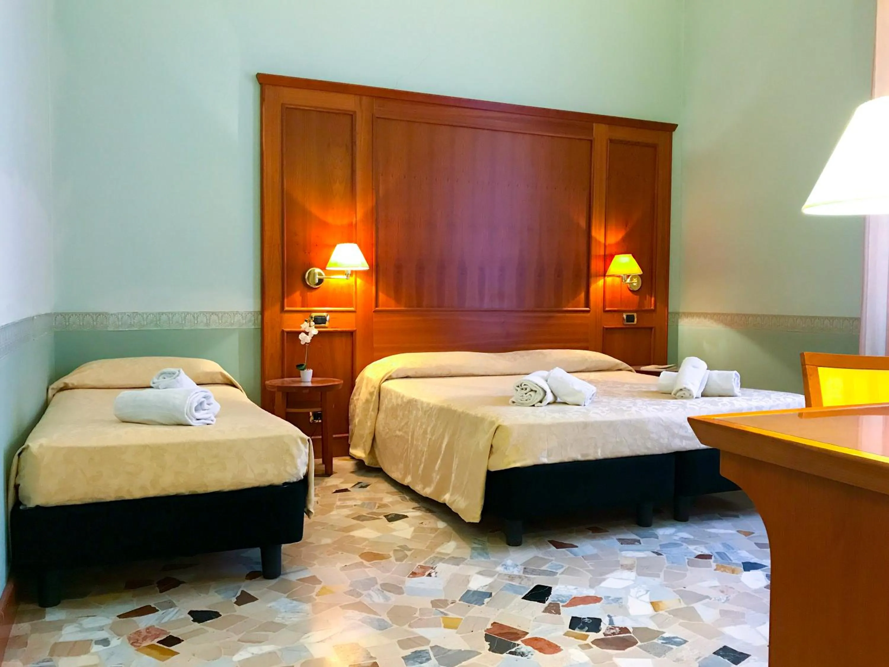 Bed in Hotel Antico Borgo