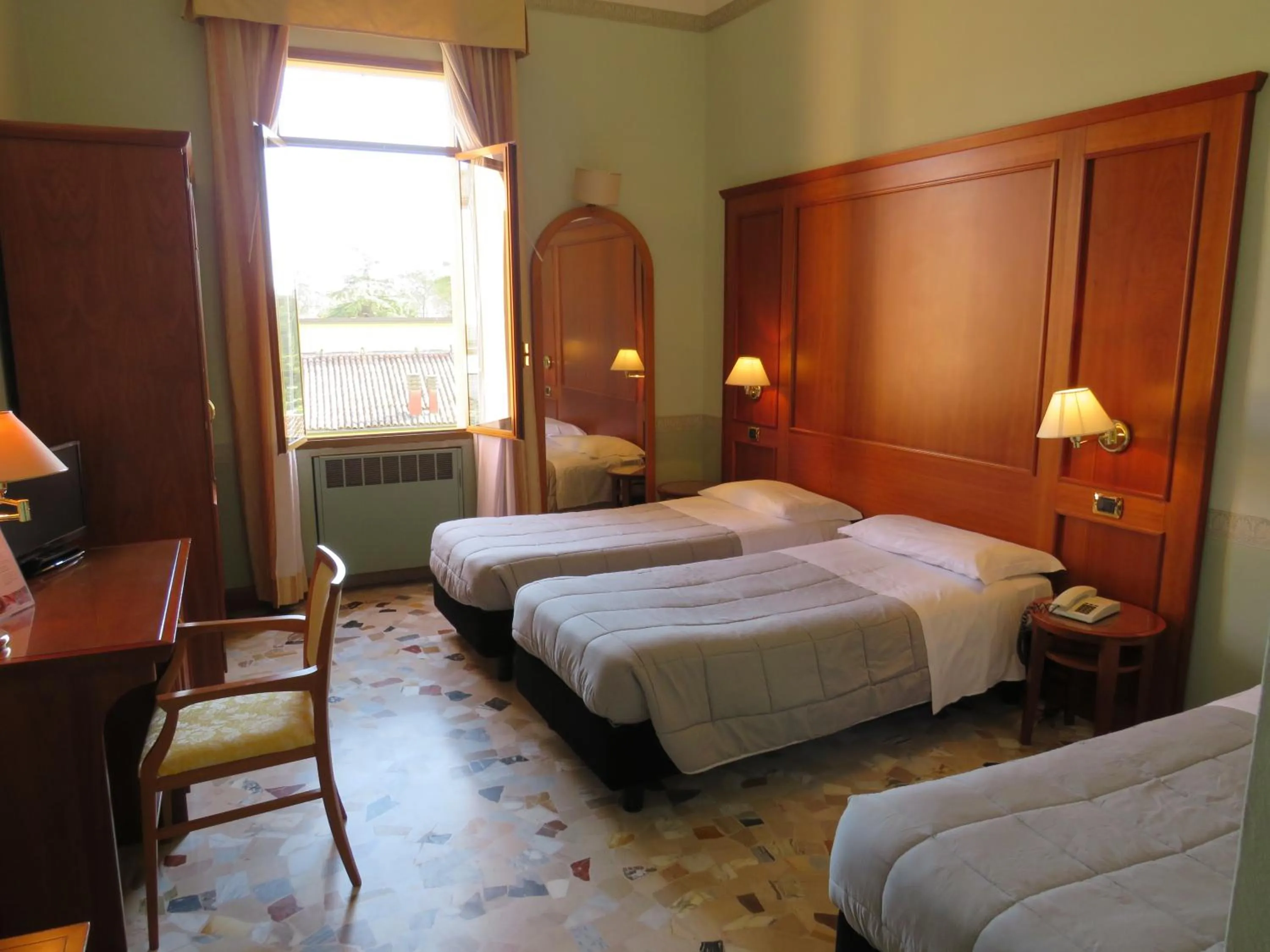 Bed in Hotel Antico Borgo
