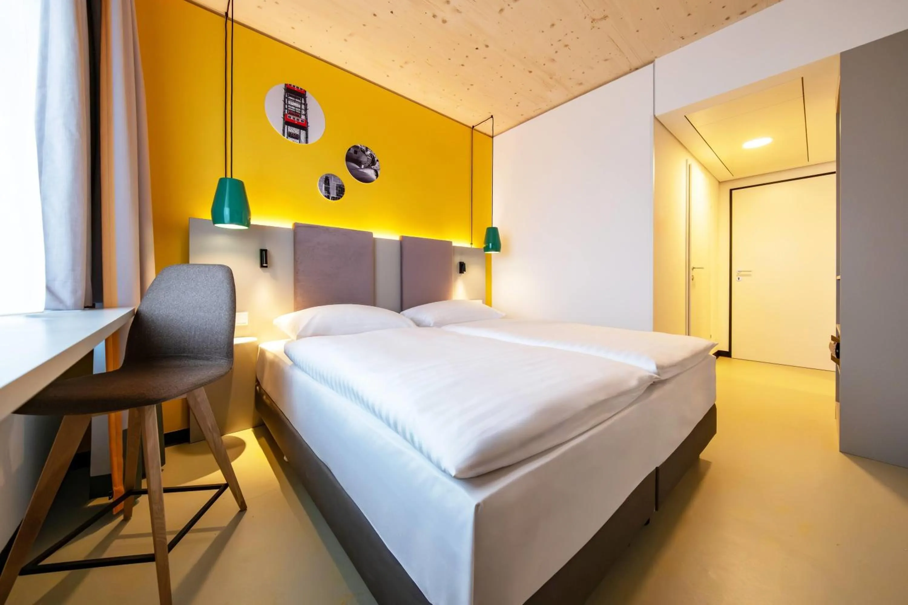 Photo of the whole room, Bed in Vienna House Easy by Wyndham Vienna Airport
