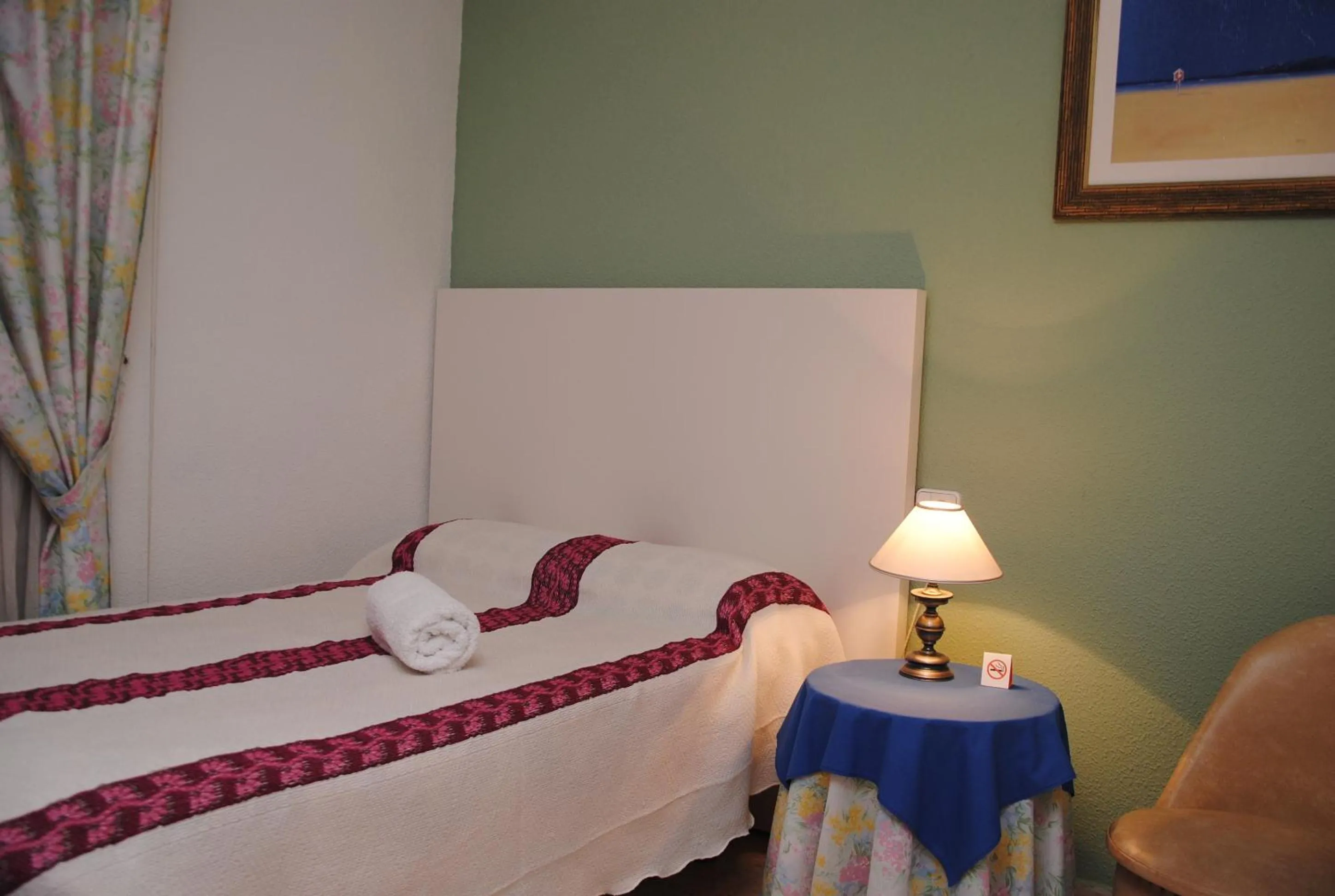 Decorative detail, Bed in Valencia Centro WiFi