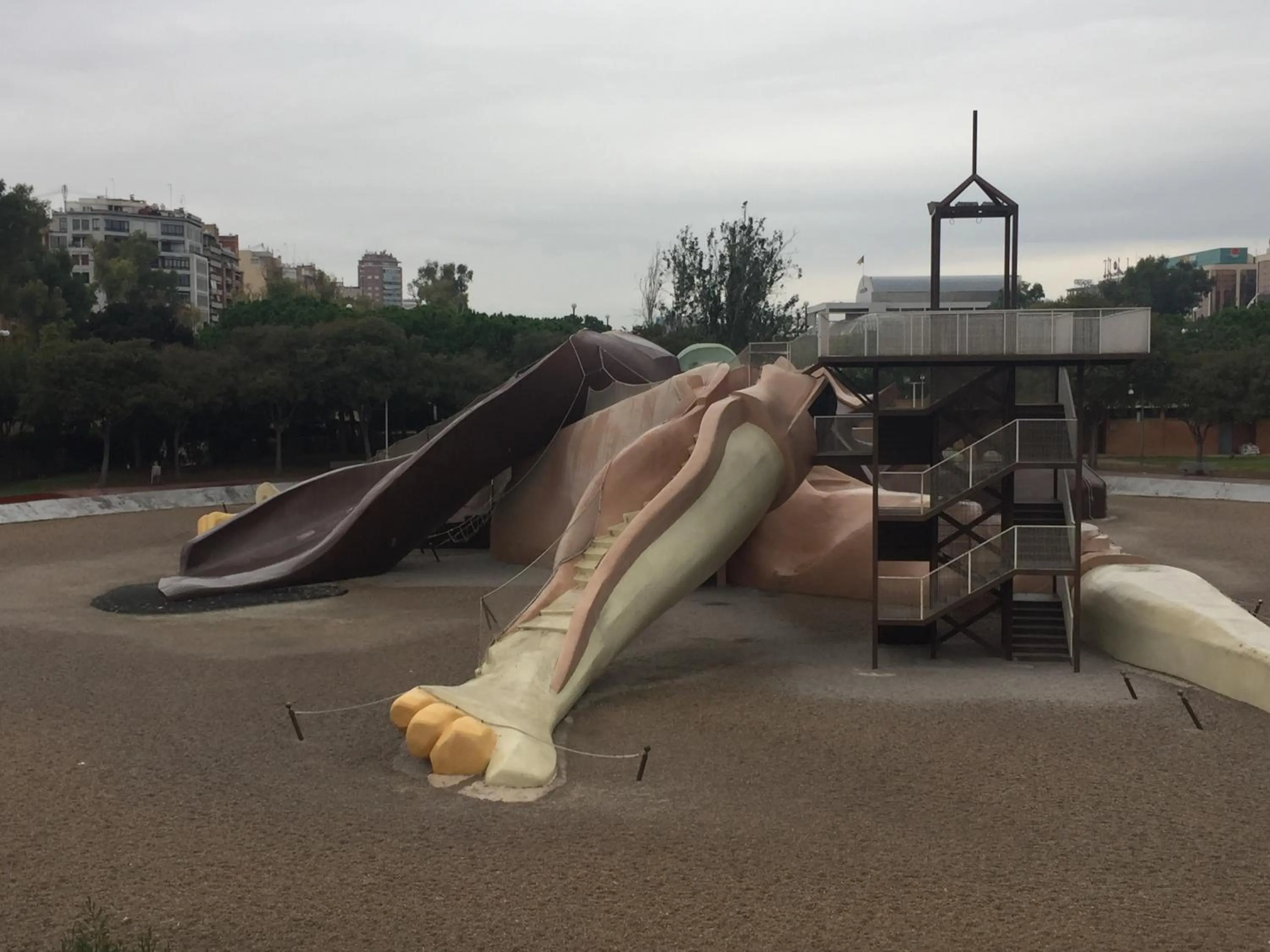 Children play ground in Valencia Centro WiFi