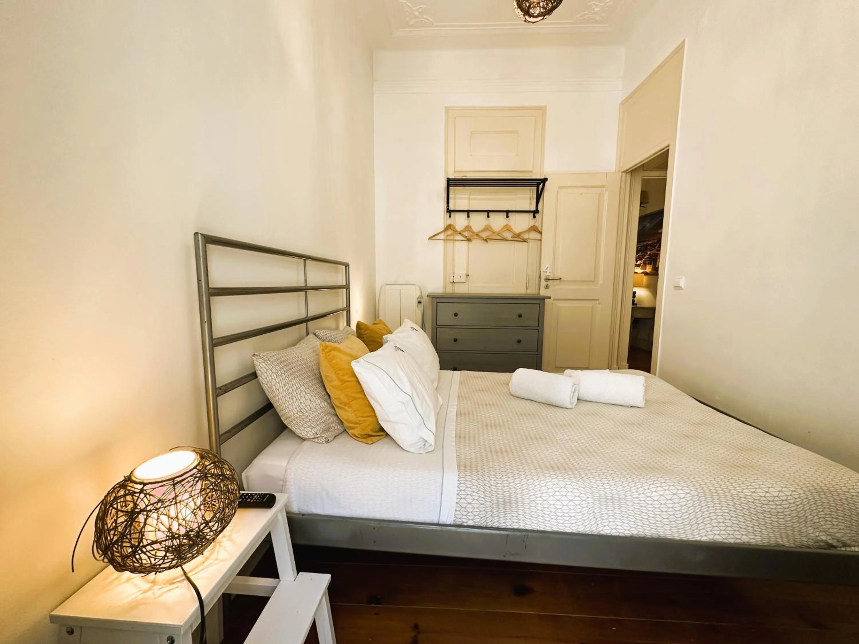 Bed in Estrela Charming Rooms by HOST-POINT