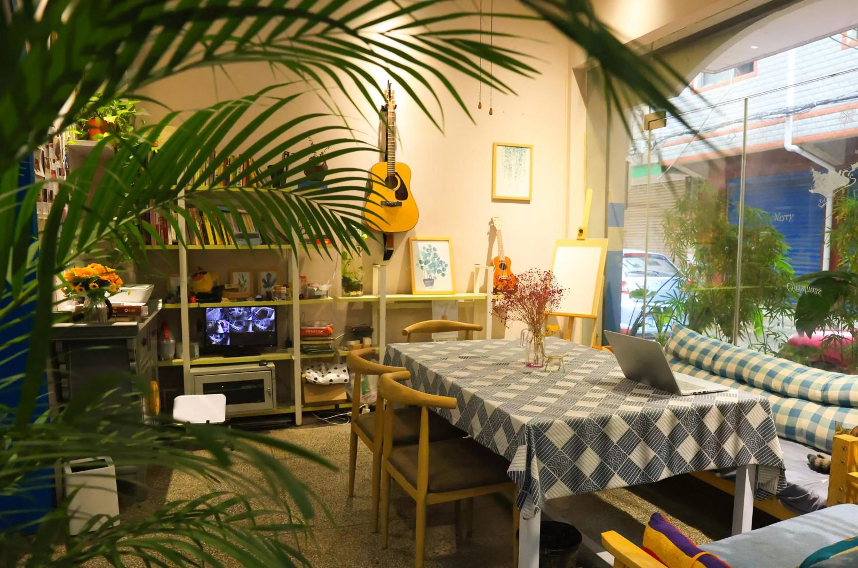 Living room in Murphy Youth Hostel Guilin桂林北站莫非青年旅舍