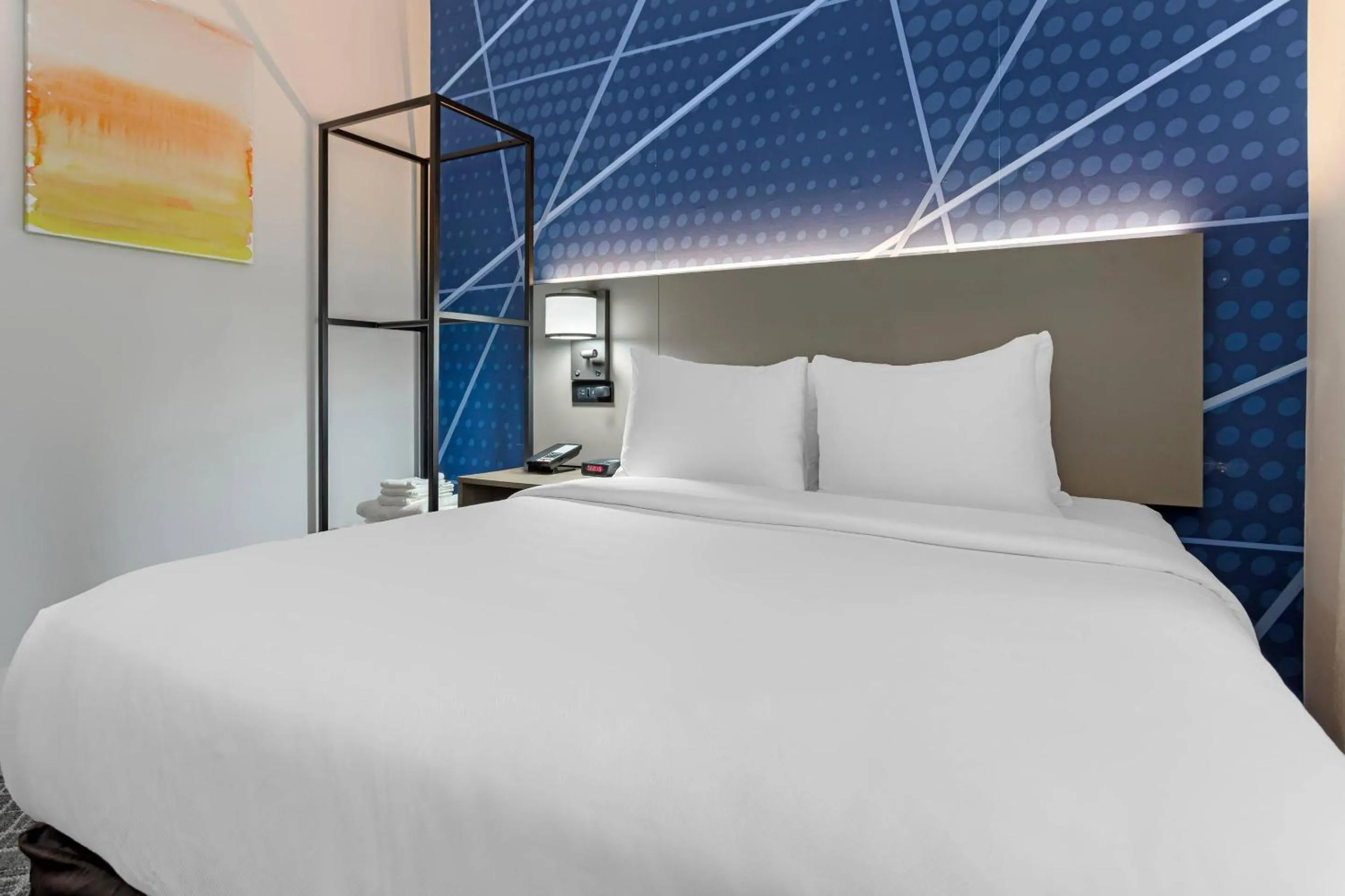 Bedroom, Bed in Comfort Inn