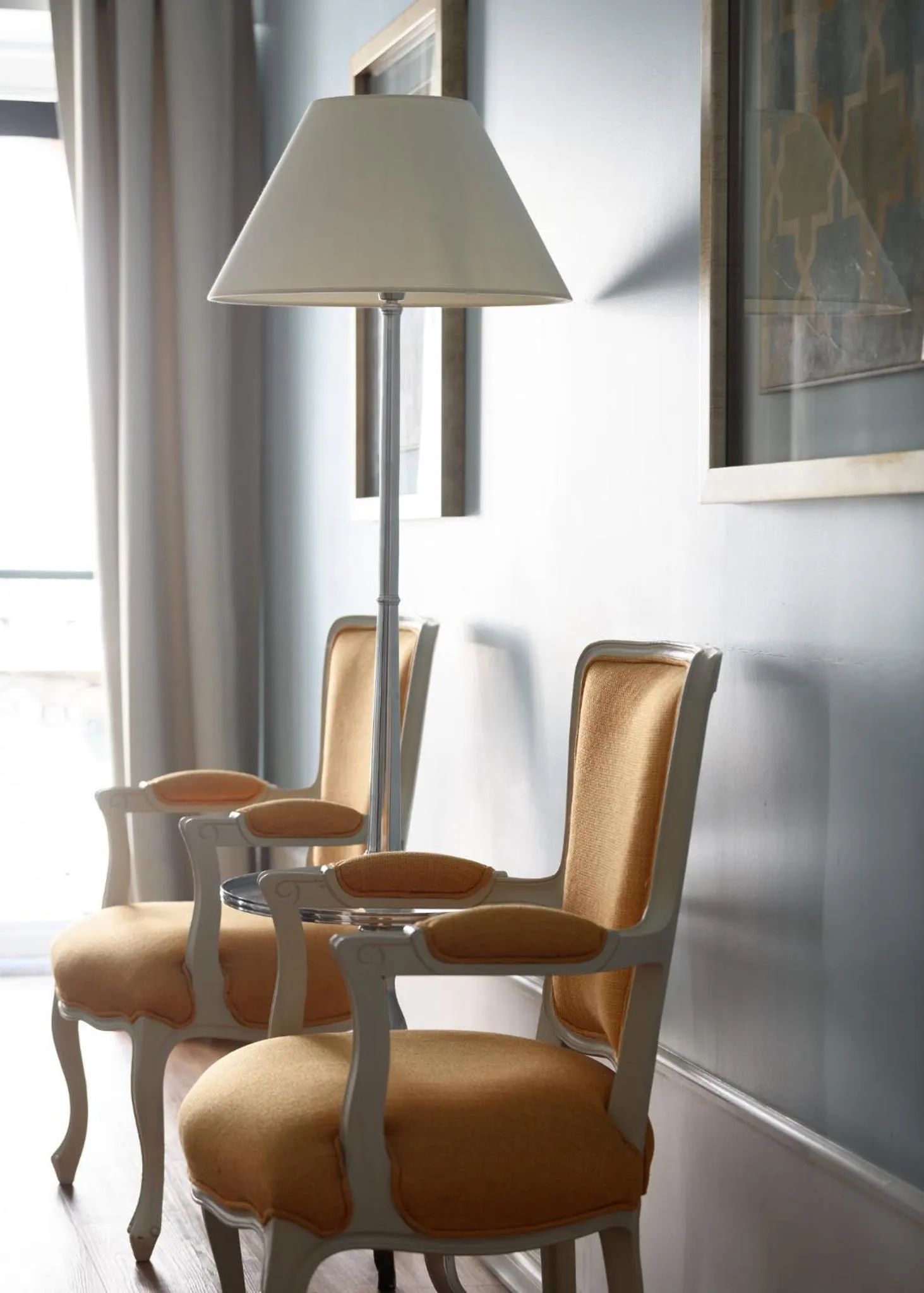 Decorative detail in Alecrim ao Chiado