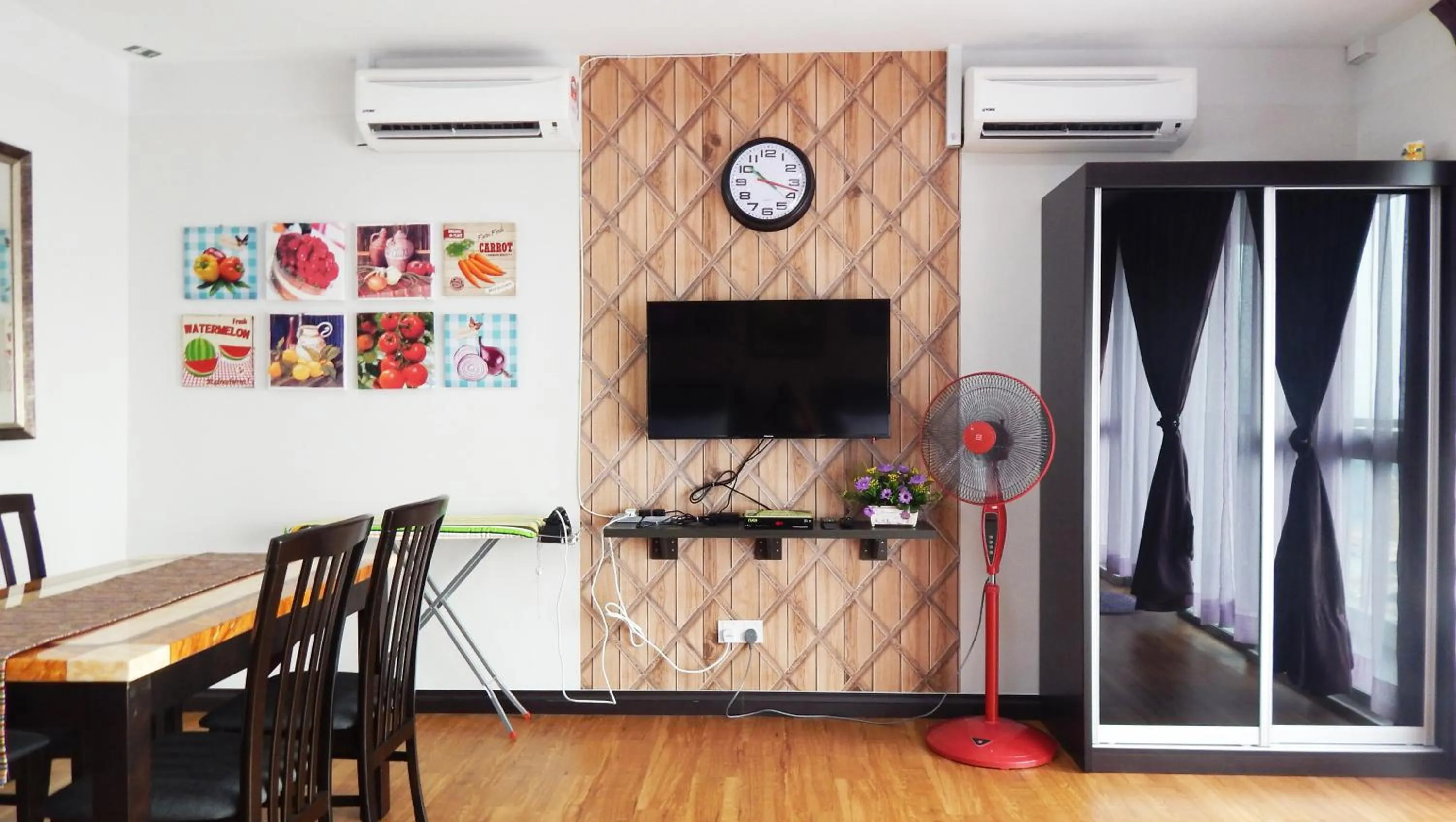 TV and multimedia in Wadi Iman Guesthouse @ i-City