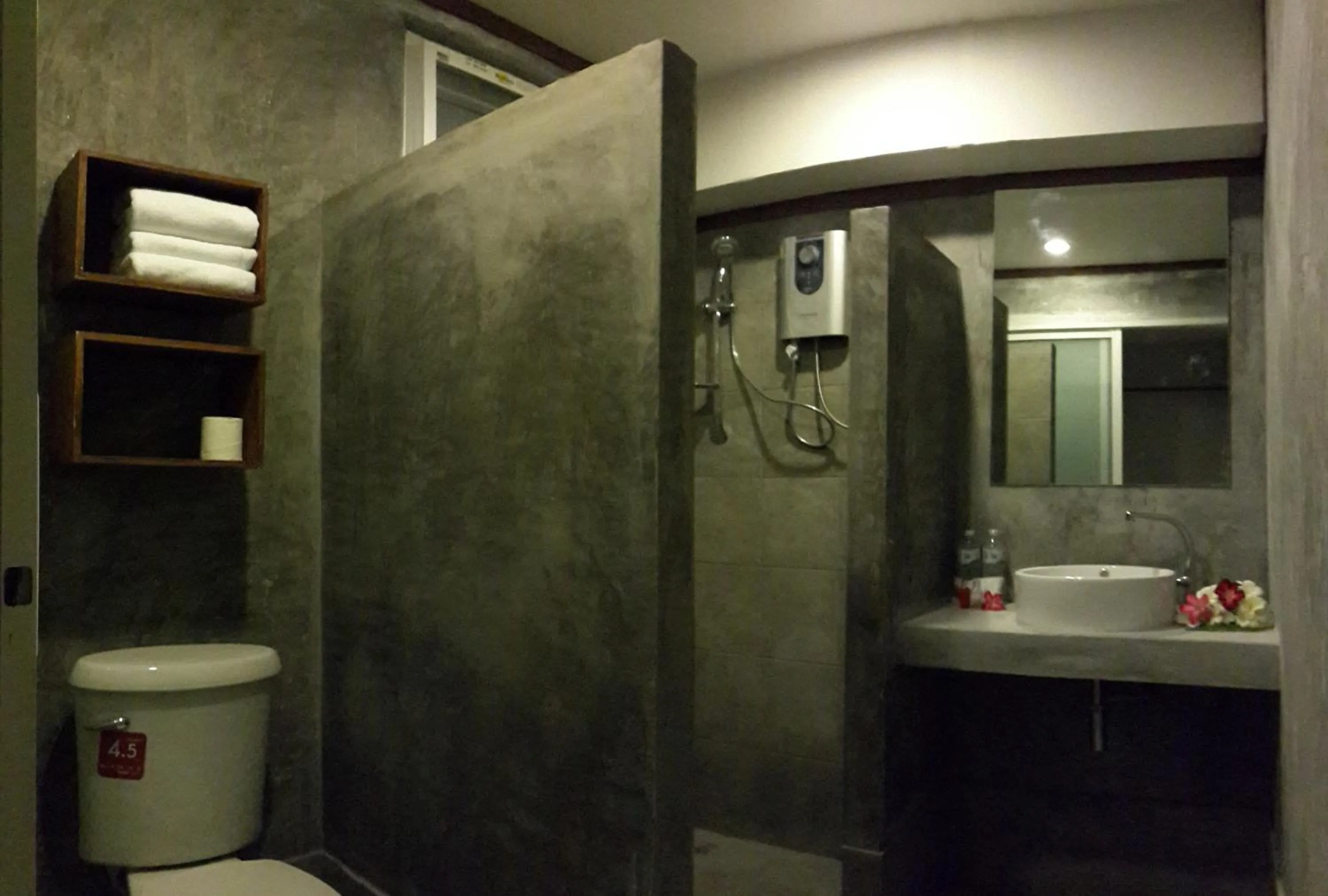 Bathroom in The Hip Resort @ Phi Phi