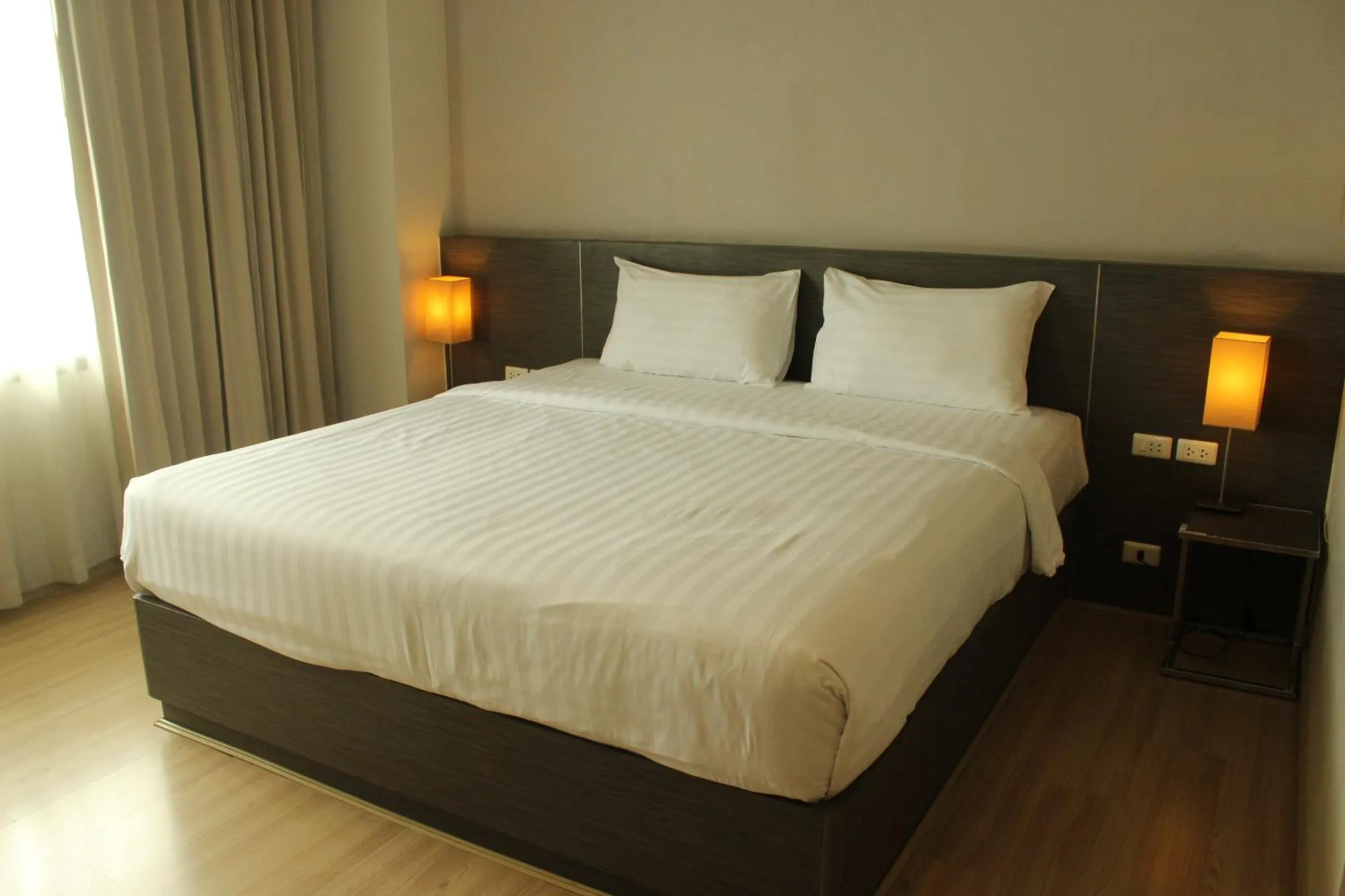 Photo of the whole room, Bed in Leosor Hotel