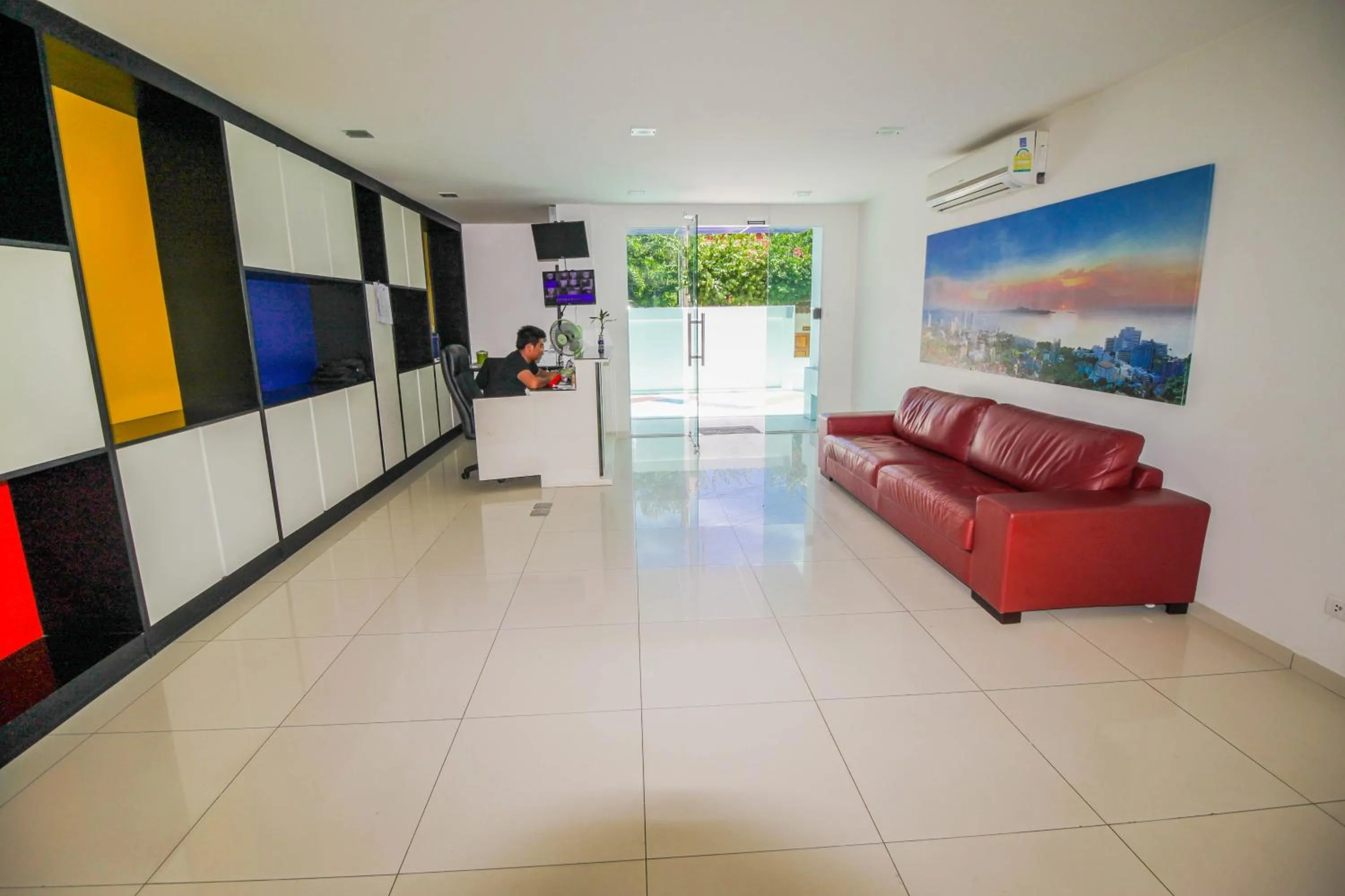 Lobby or reception in Art On The Hill by Pattaya Sunny Rentals
