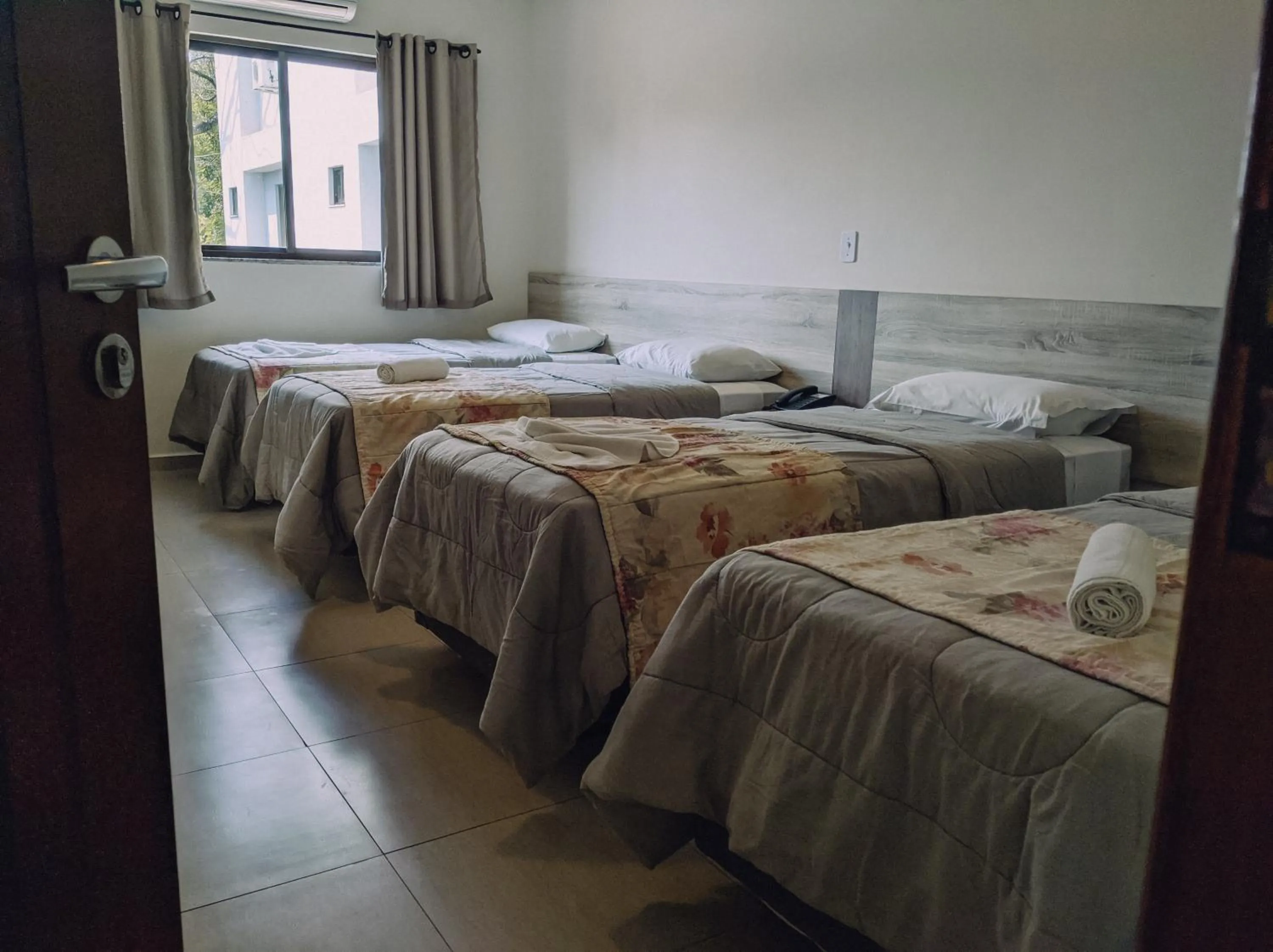 Bed in Rede Andrade Biton