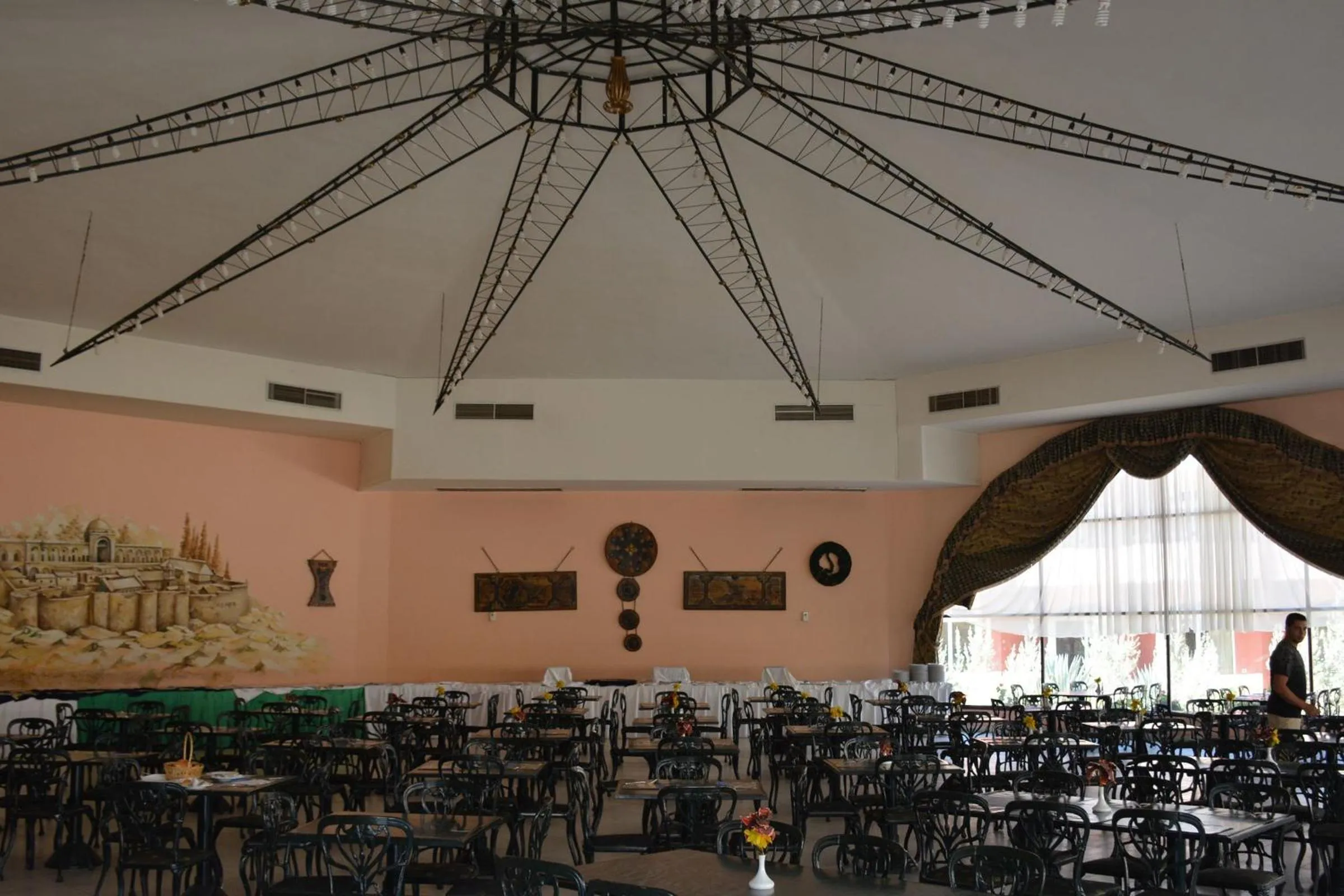 Restaurant/places to eat in Morgenland Holly Village