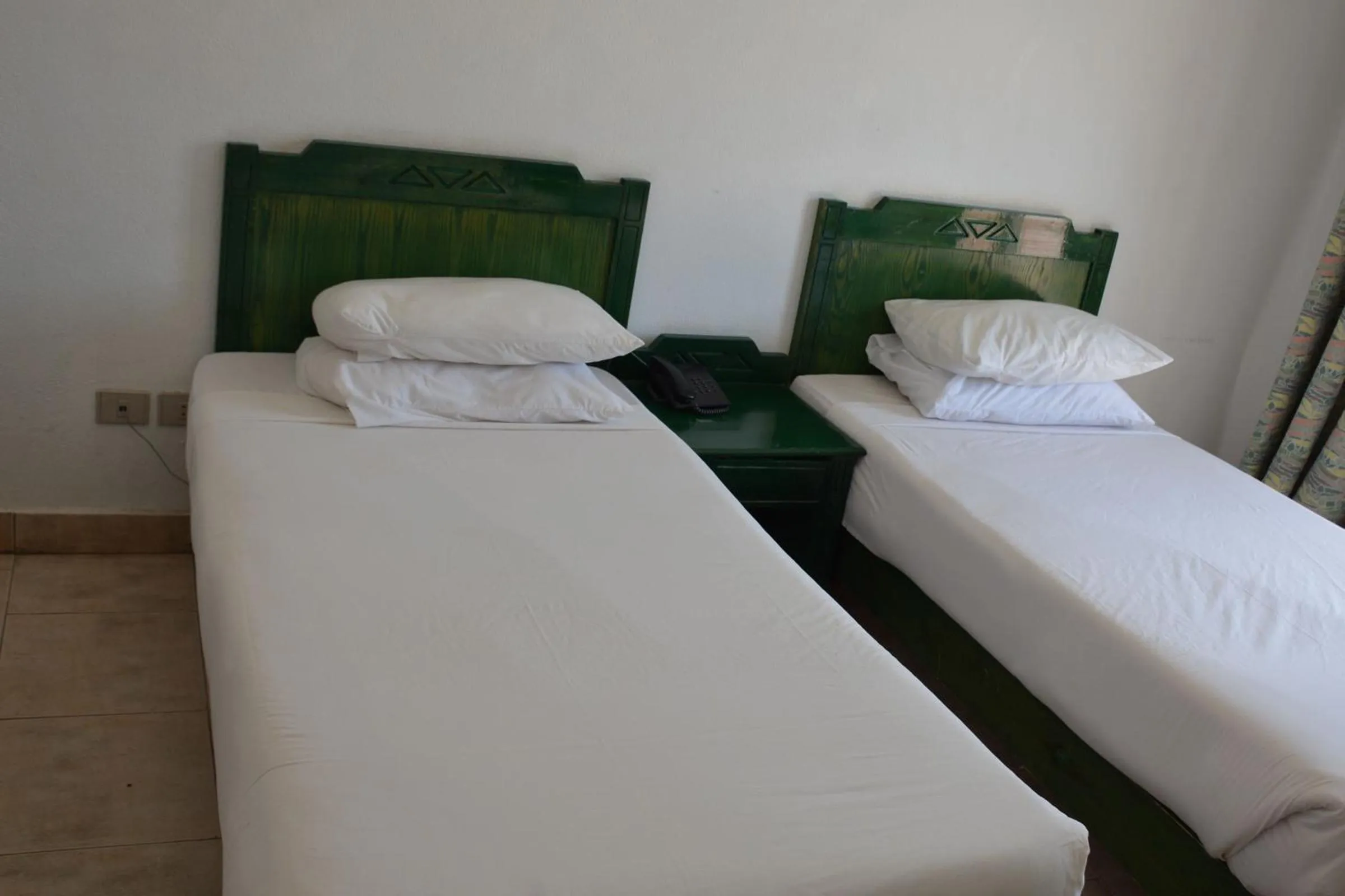 Bedroom, Bed in Morgenland Holly Village