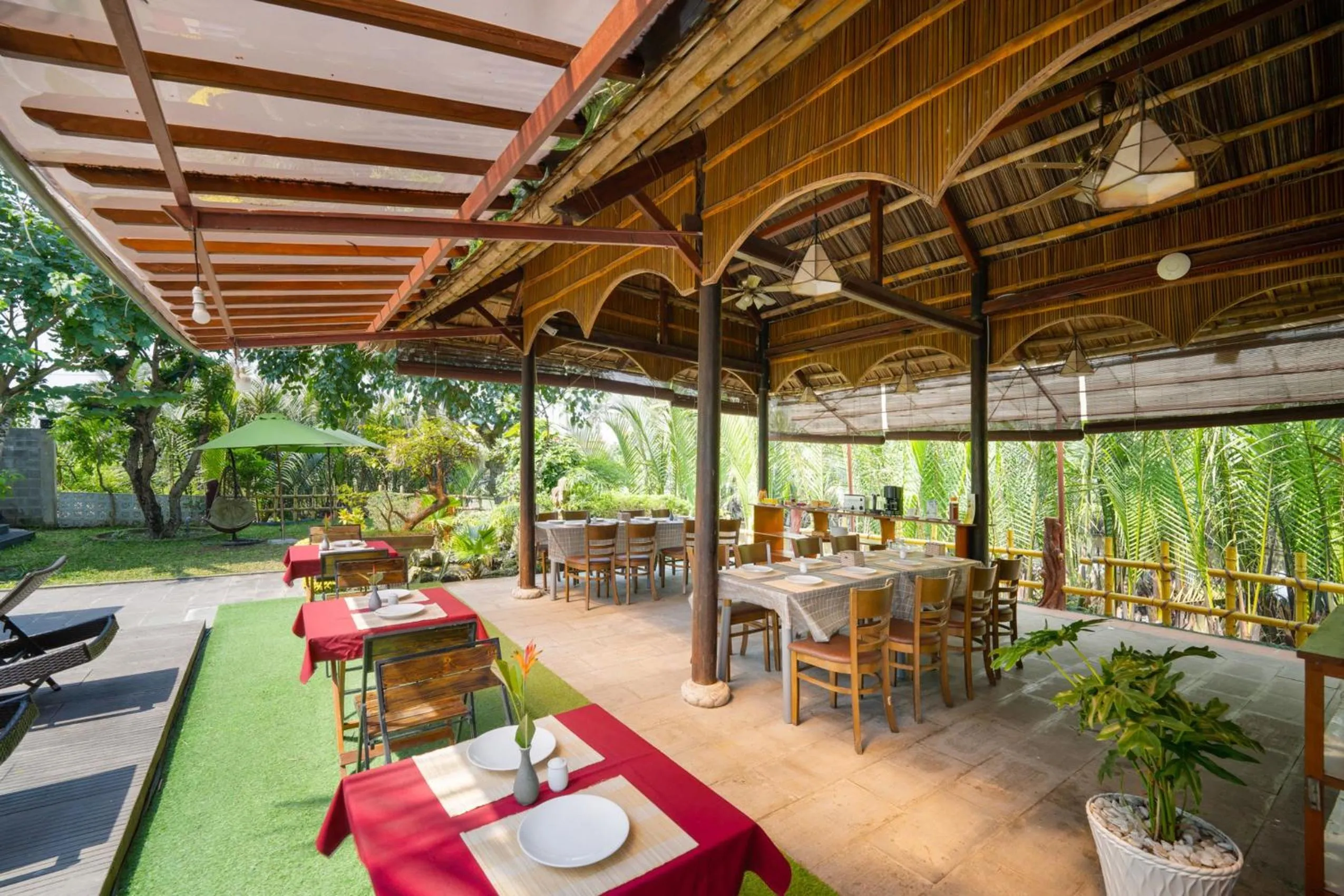 Patio in Ony Retreat Villas