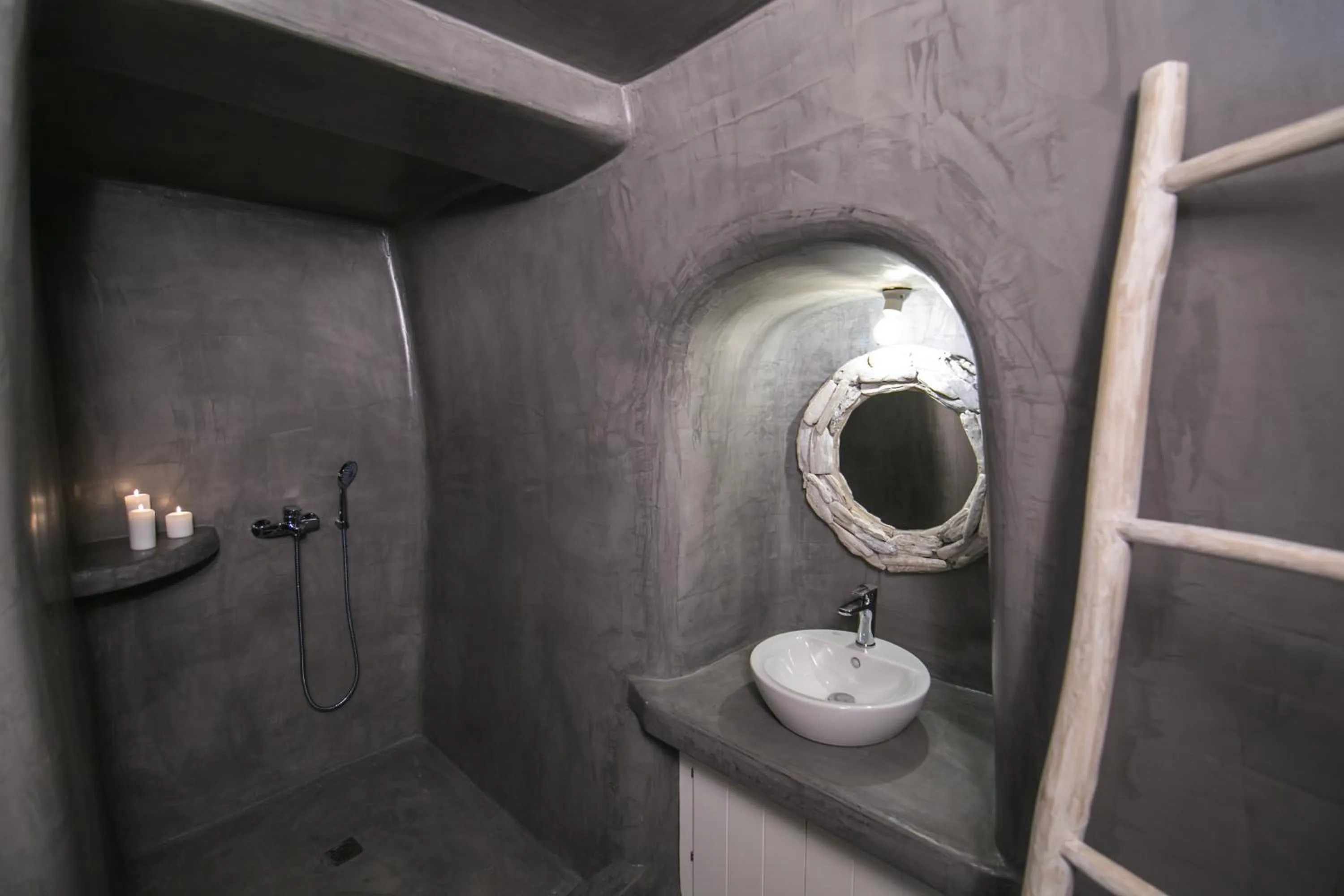 Bathroom in Santorini Villas