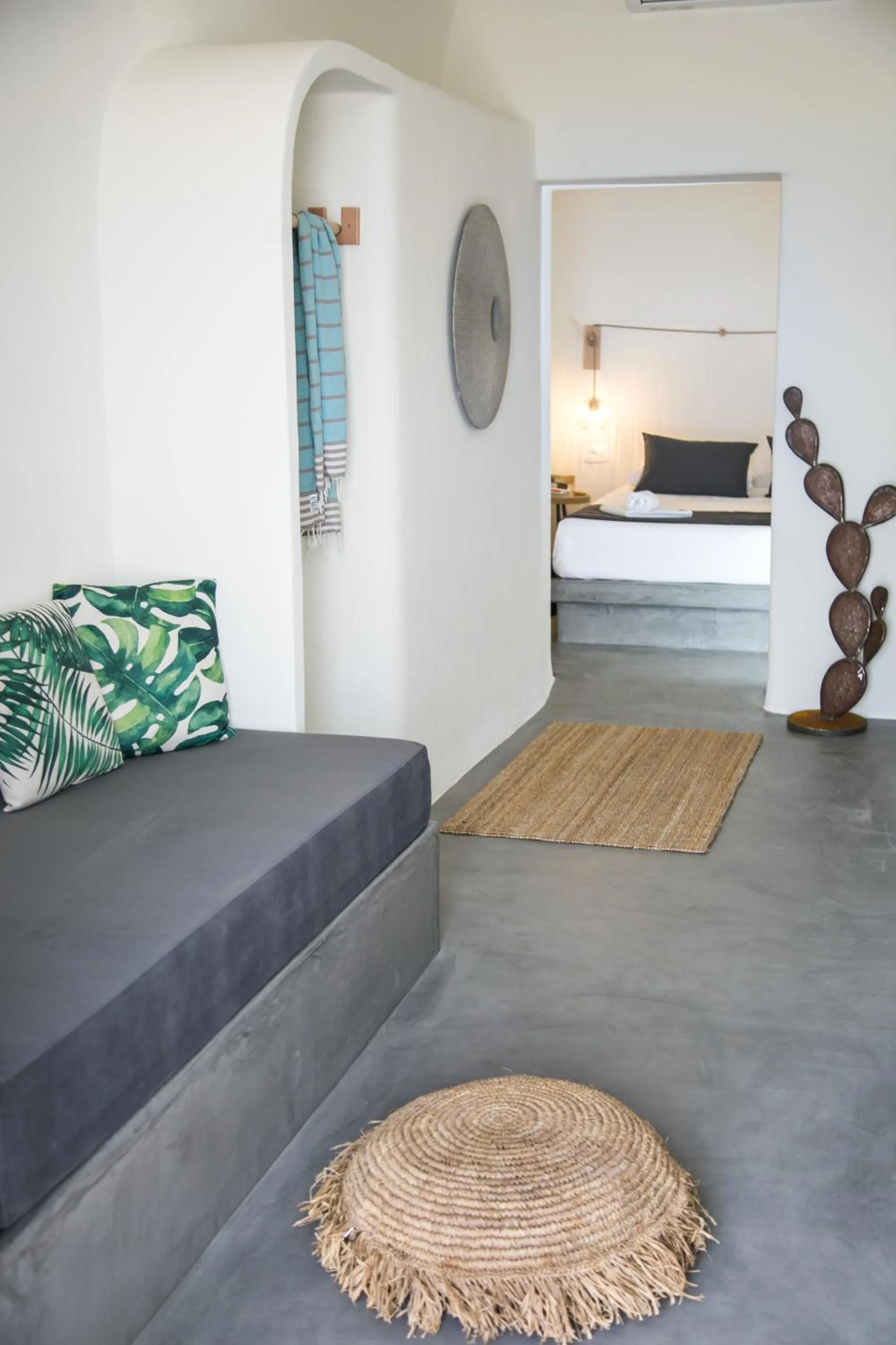 Photo of the whole room, Bed in Santorini Villas