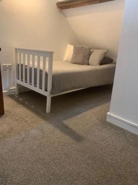 Bed in Hursley Rooms - The Dolphin