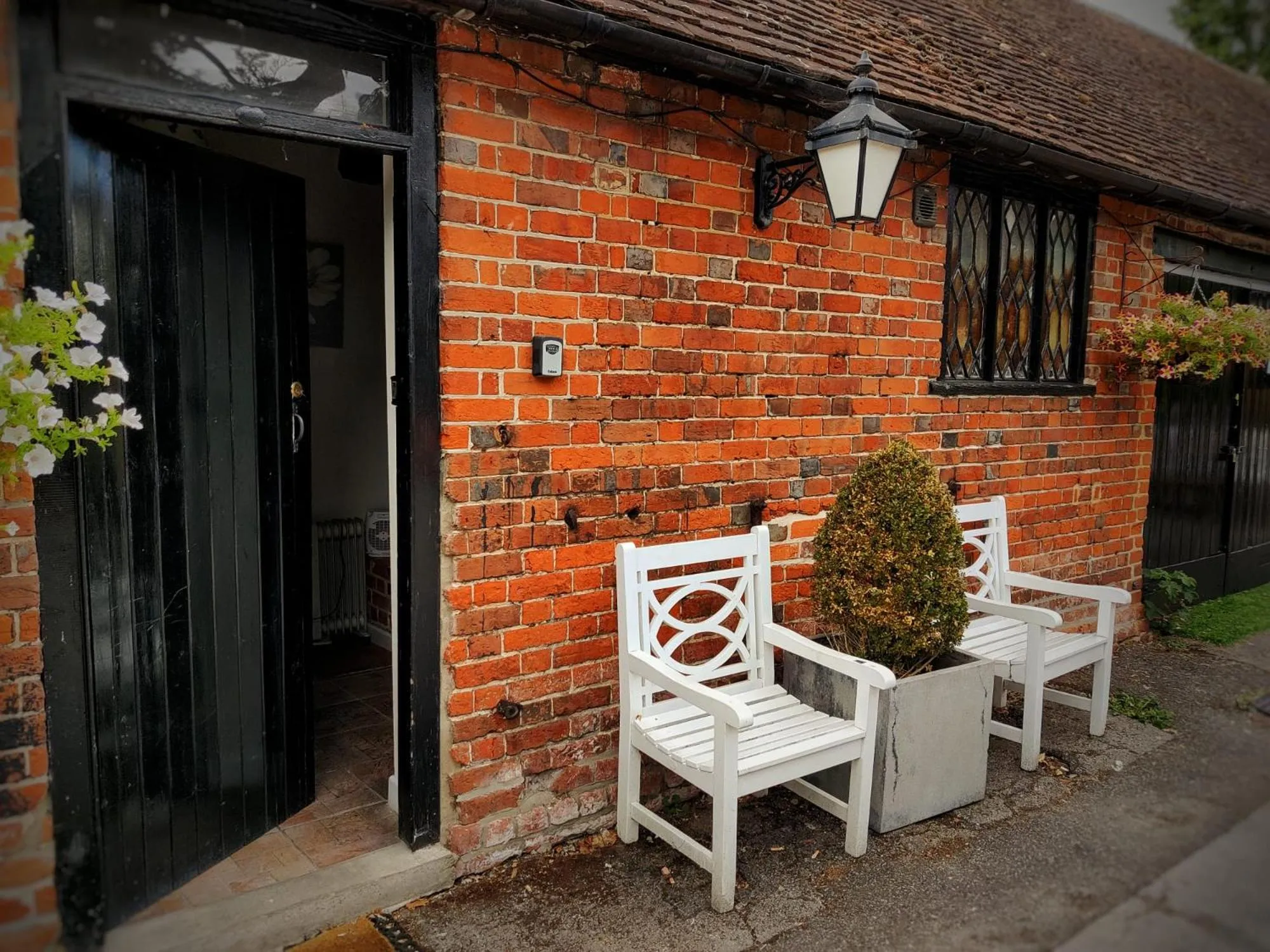 Hursley Rooms - The Dolphin