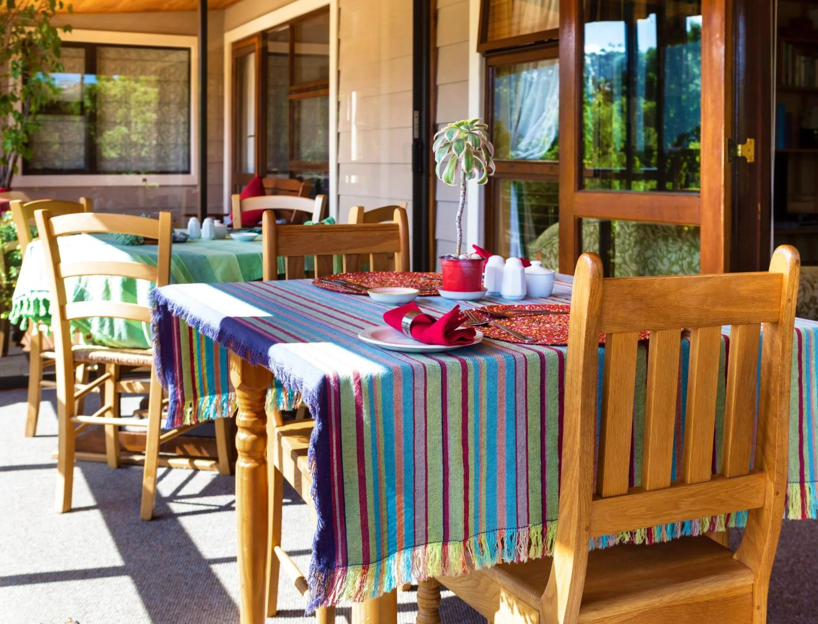 Restaurant/places to eat in Pumula Lodge 4 Star Guesthouse Knysna