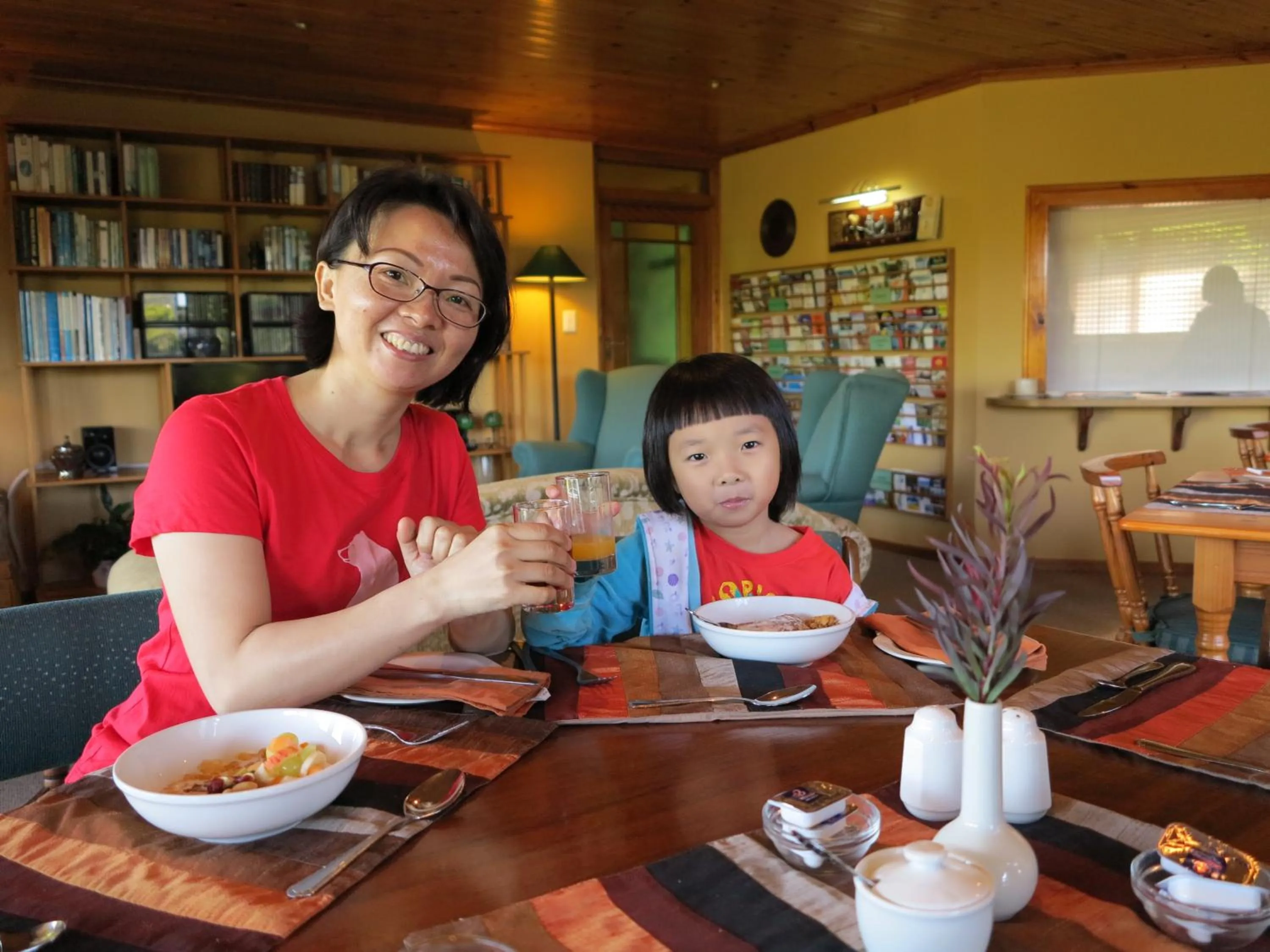 Dining area in Pumula Lodge 4 Star Guesthouse Knysna