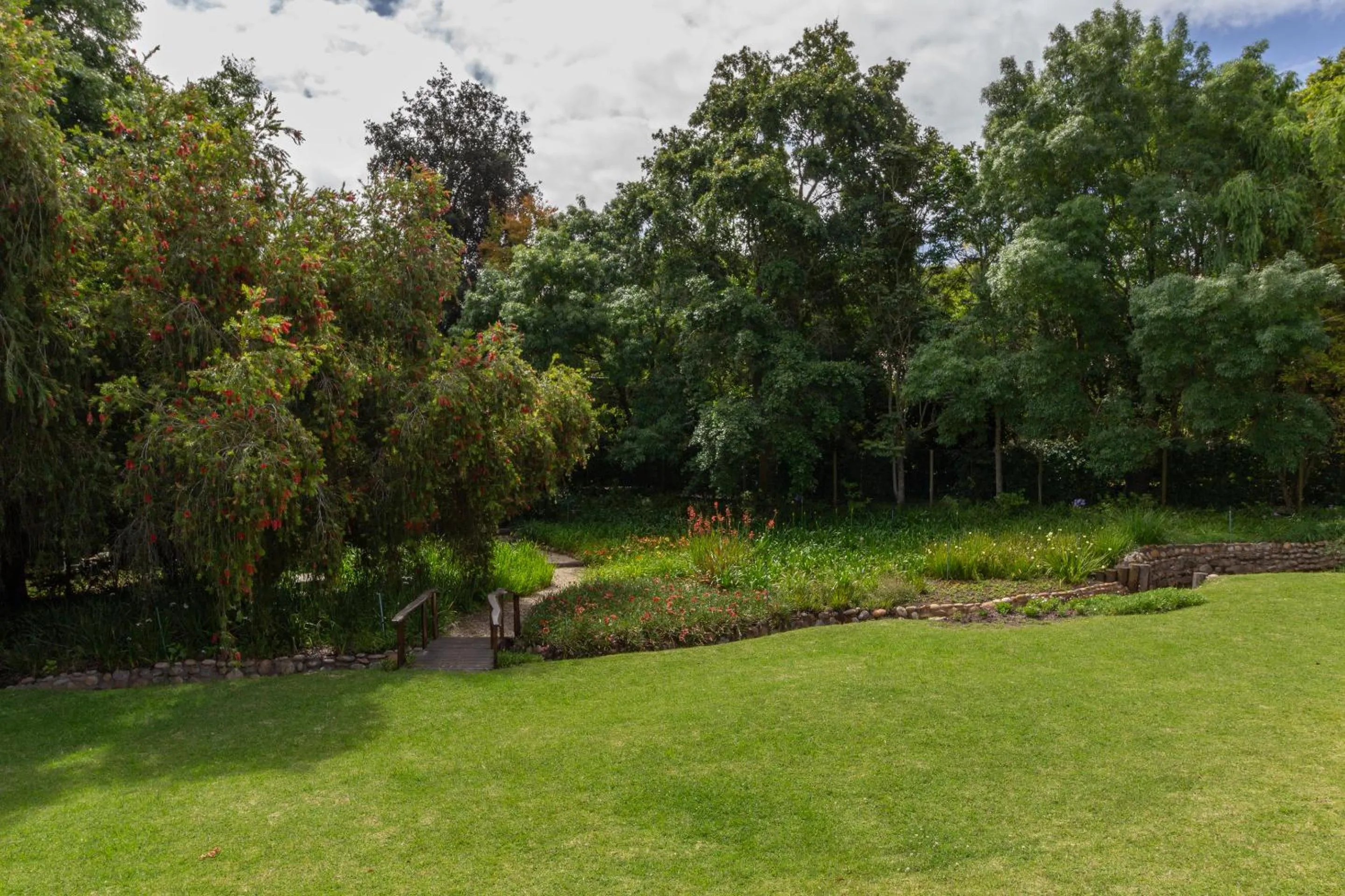 Garden in Pumula Lodge 4 Star Guesthouse Knysna