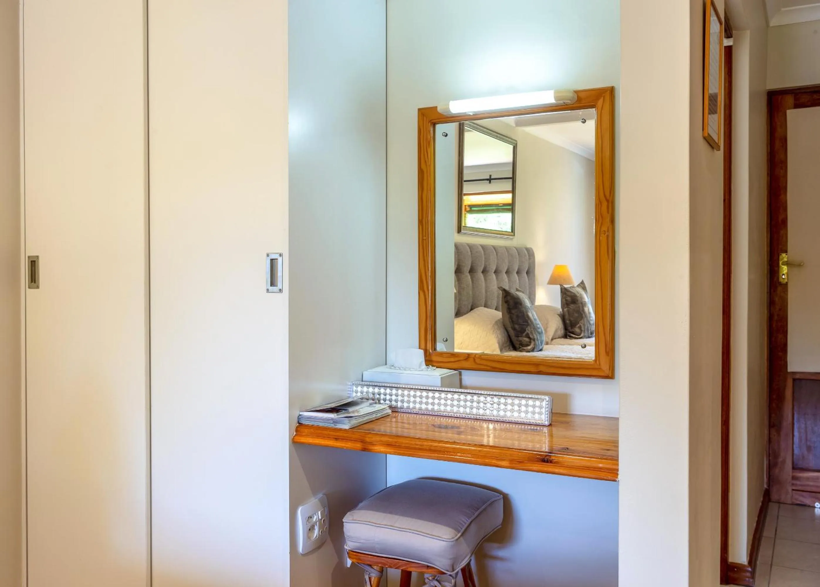 Bed in Pumula Lodge 4 Star Guesthouse Knysna