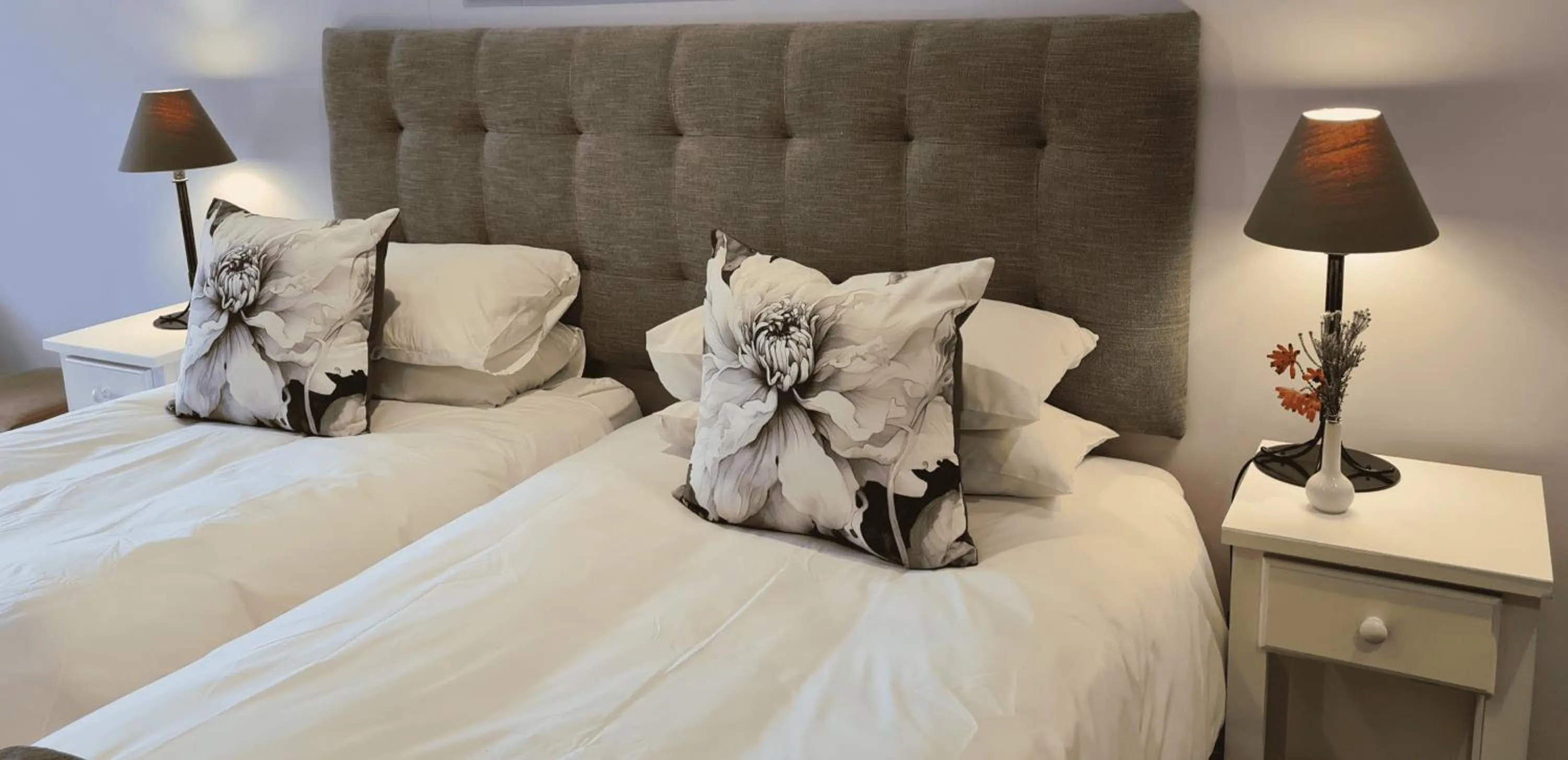 Bed in Pumula Lodge 4 Star Guesthouse Knysna