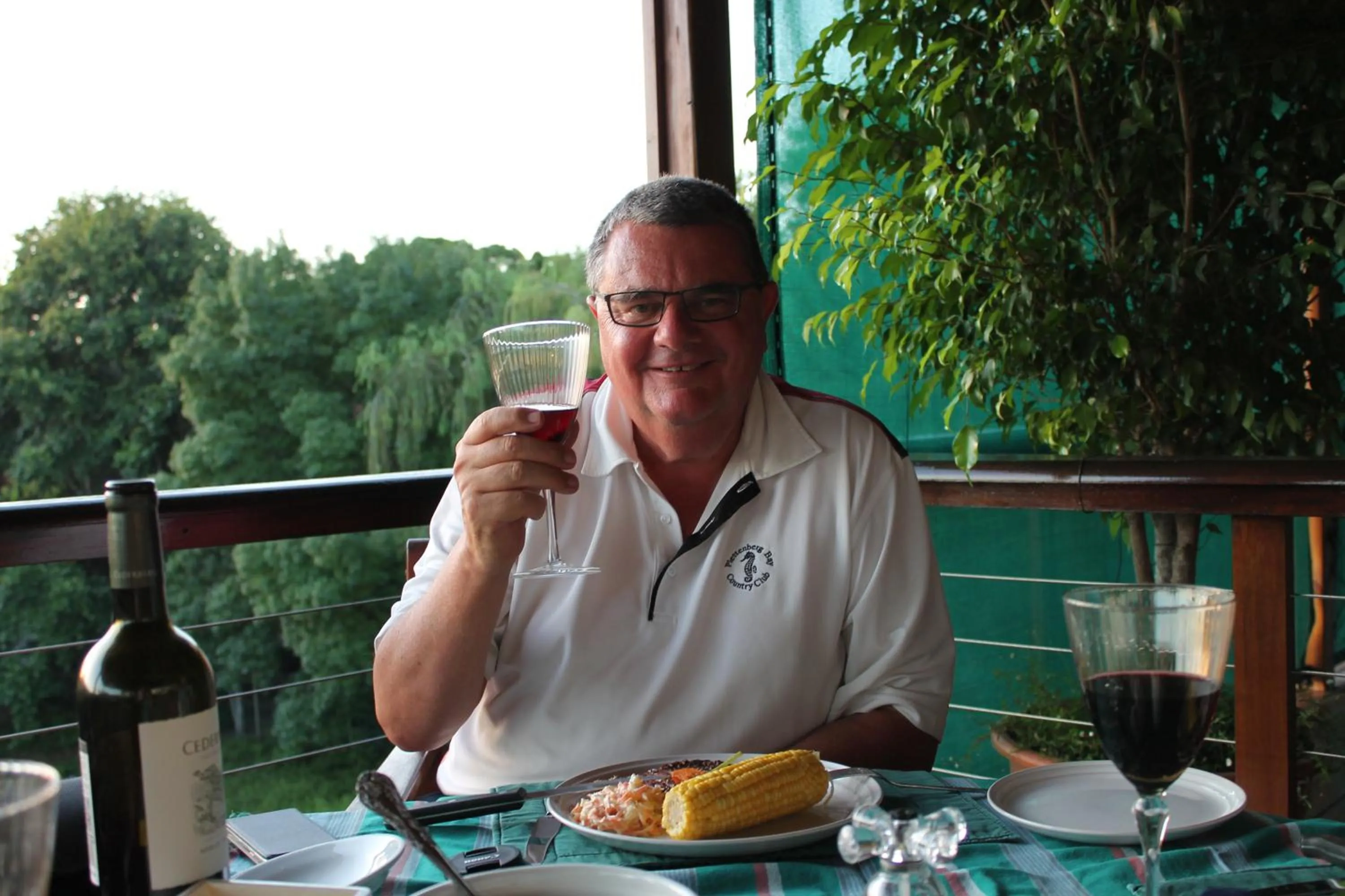 Dining area in Pumula Lodge 4 Star Guesthouse Knysna