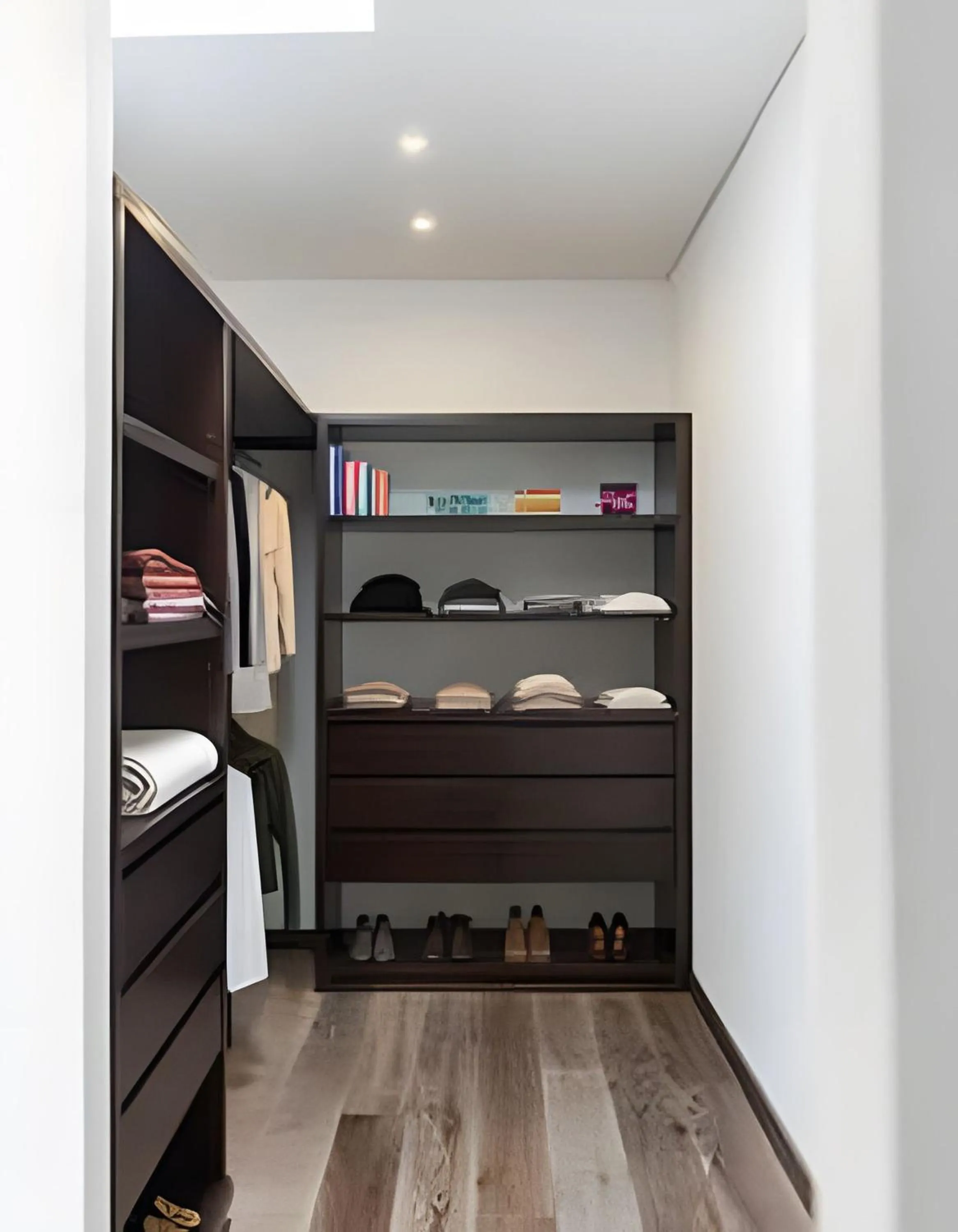 Toilet, Bed in Attik Luxury Apts